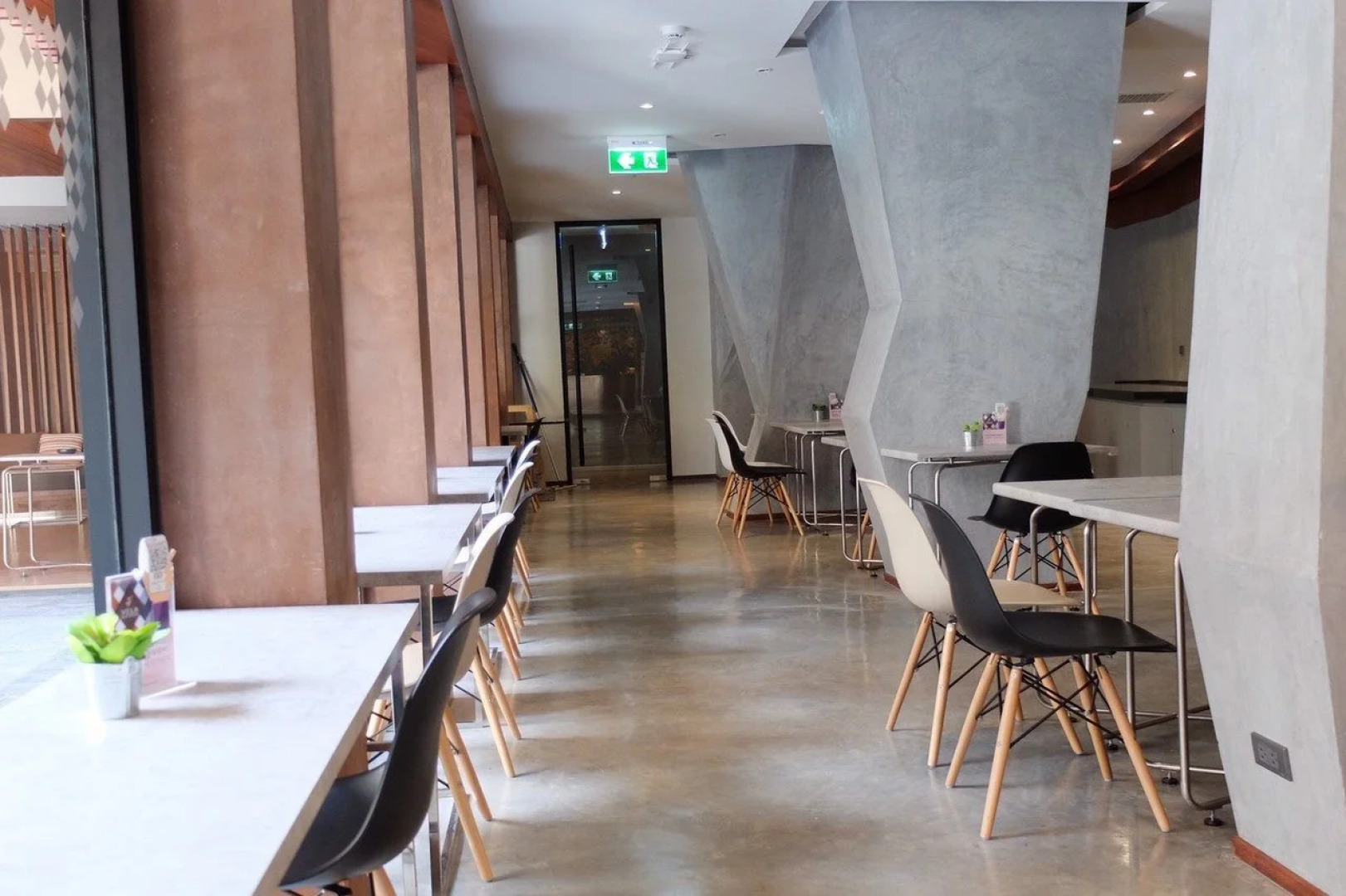 Hotel VELA be Bangkok Ratchathewi