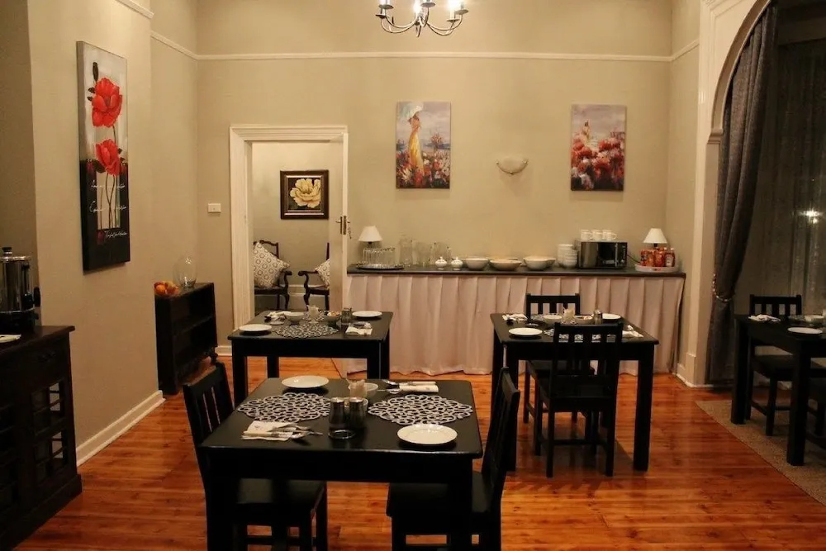 Tranquil House B&B @ 10 Berry St