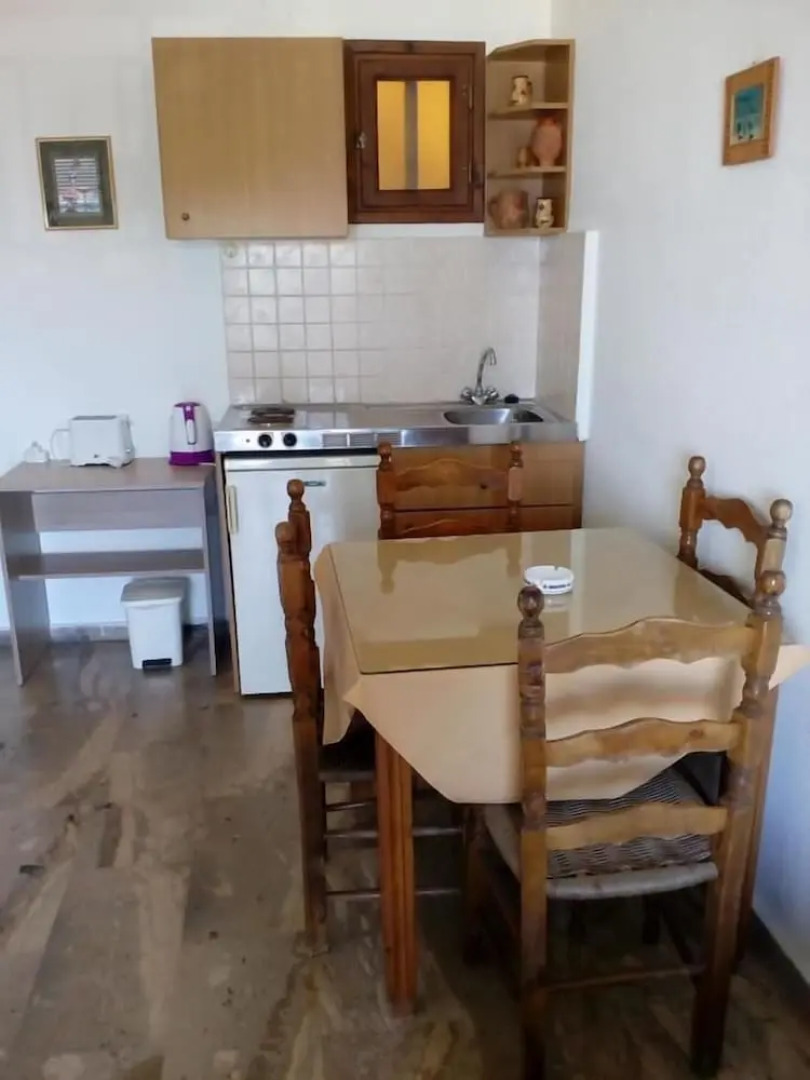 Diamond Beach Apts & Studios