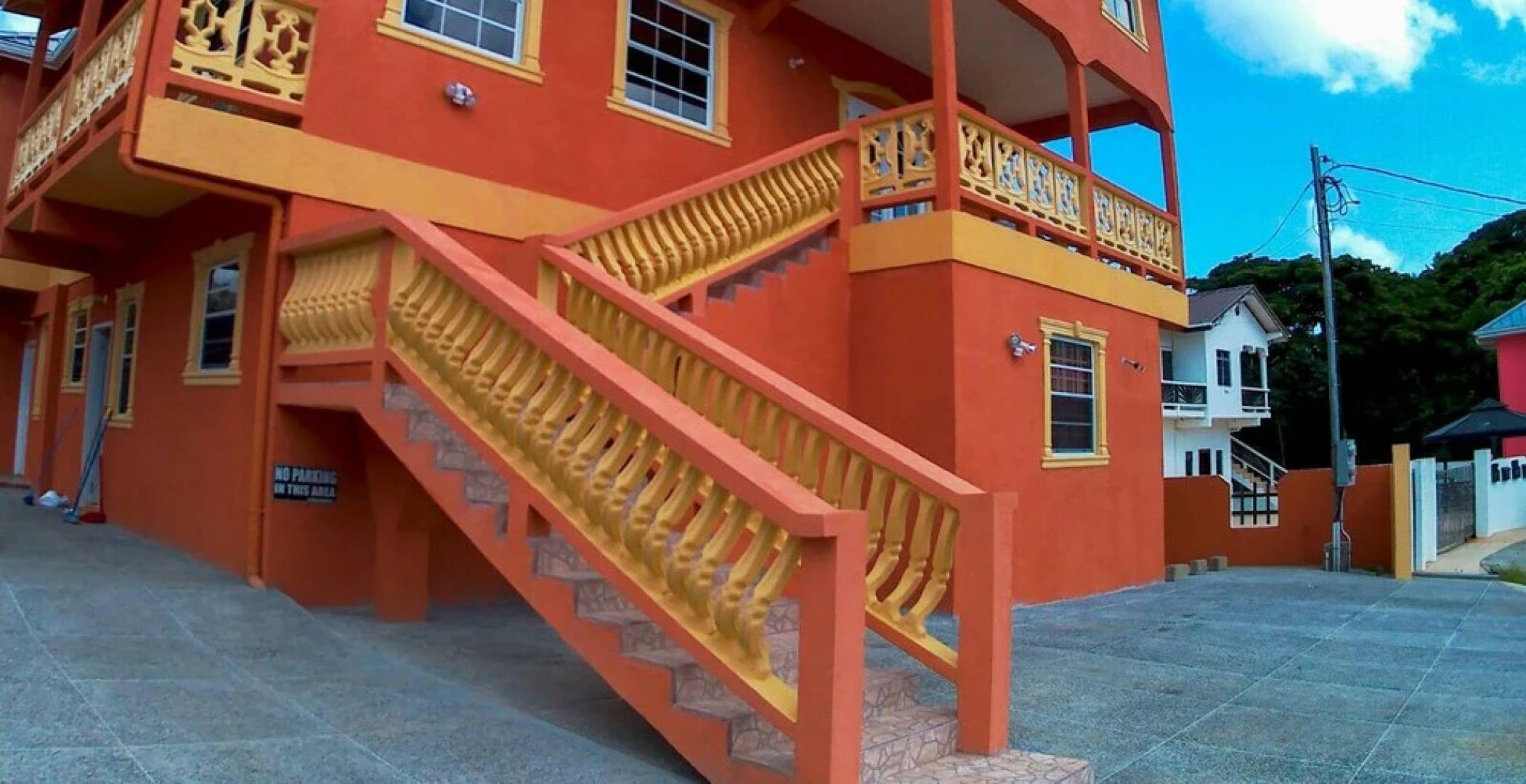 Cool Runnings Apartments