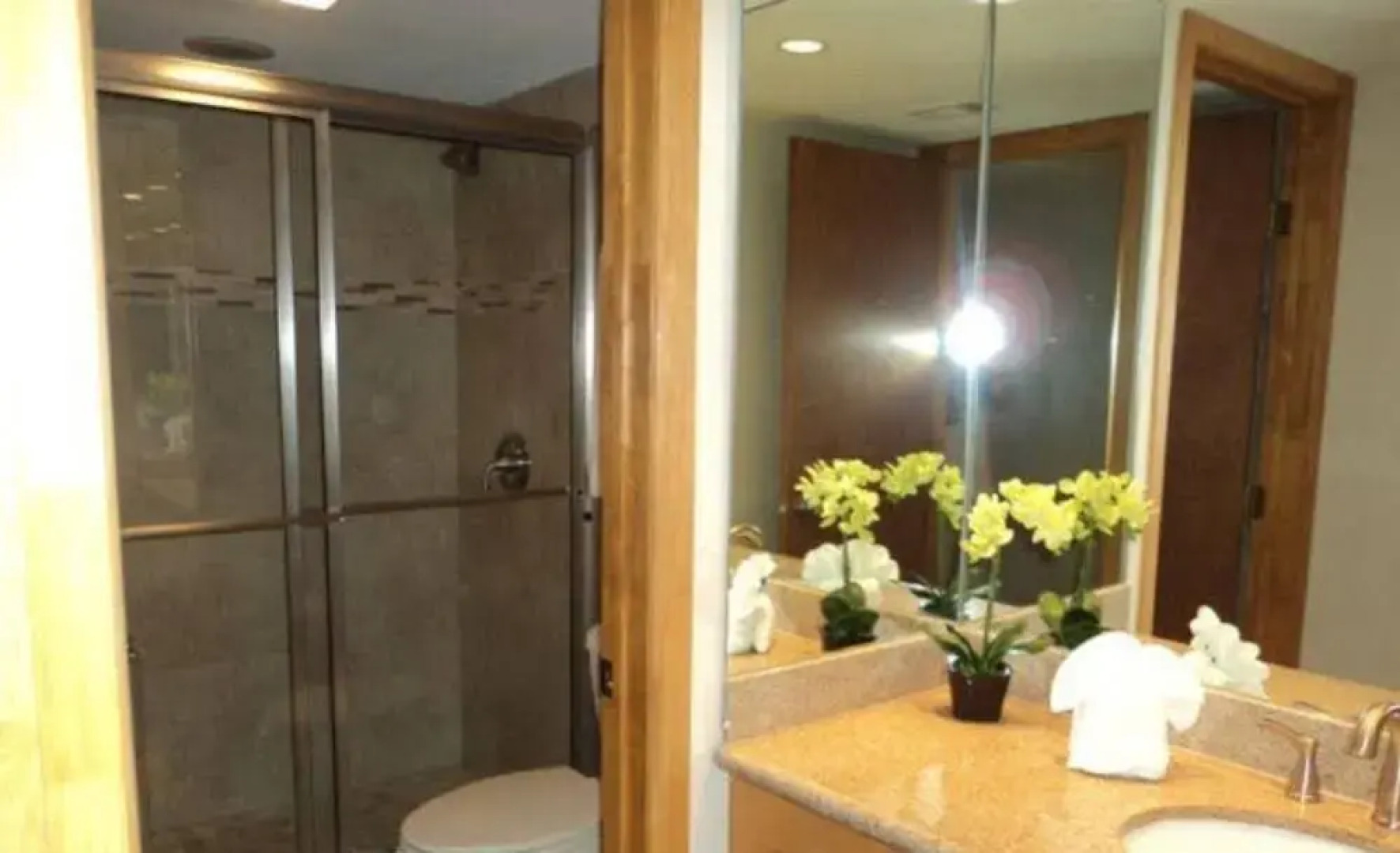 Inner Island Condos by Island Services