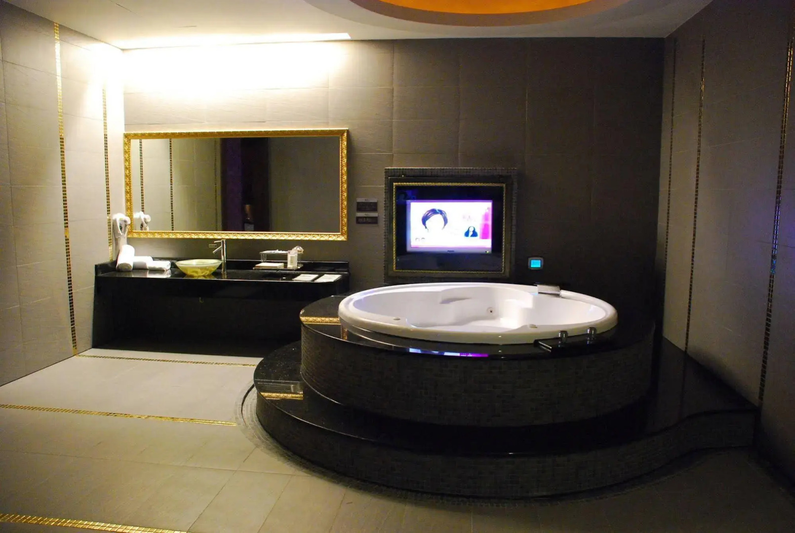 Wei Feng Exquisite Motel Pintung Branch