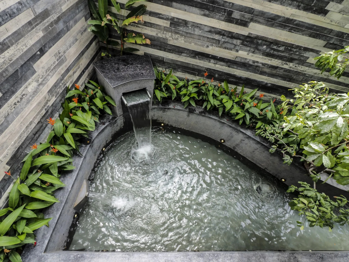 Babylon Garden Condotel