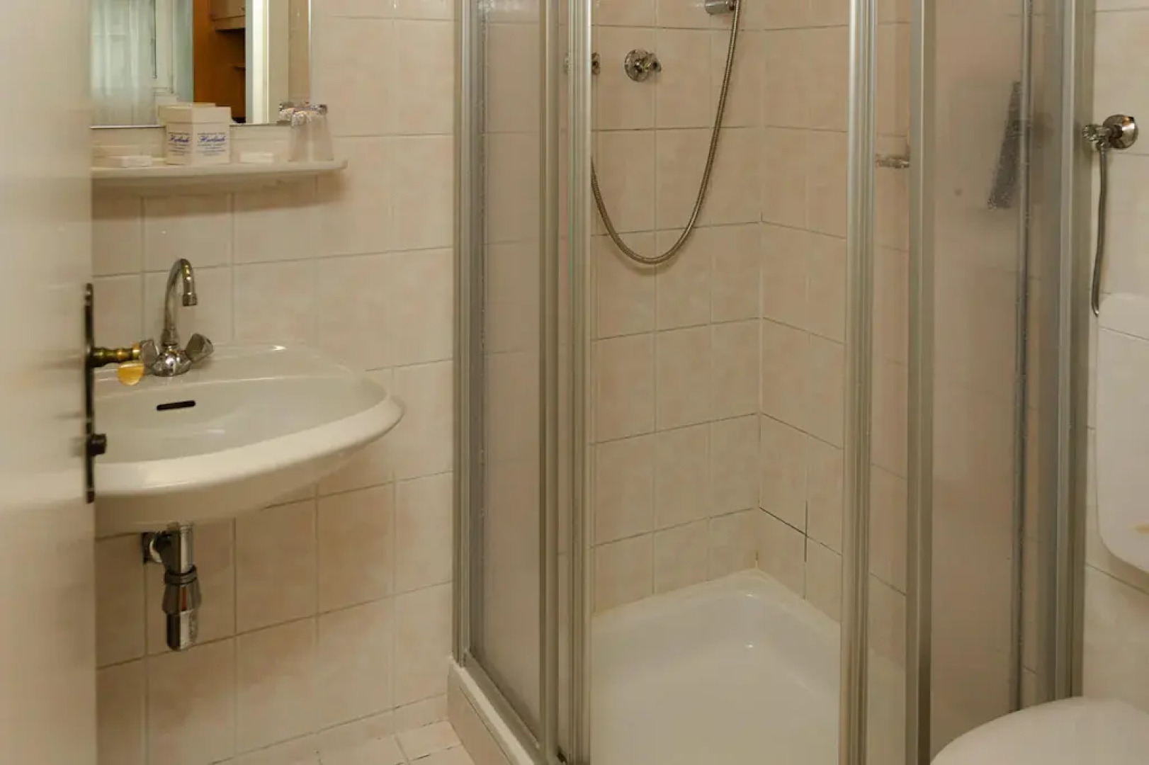 Apartment in Podersdorf am See With a Bicycle Storage