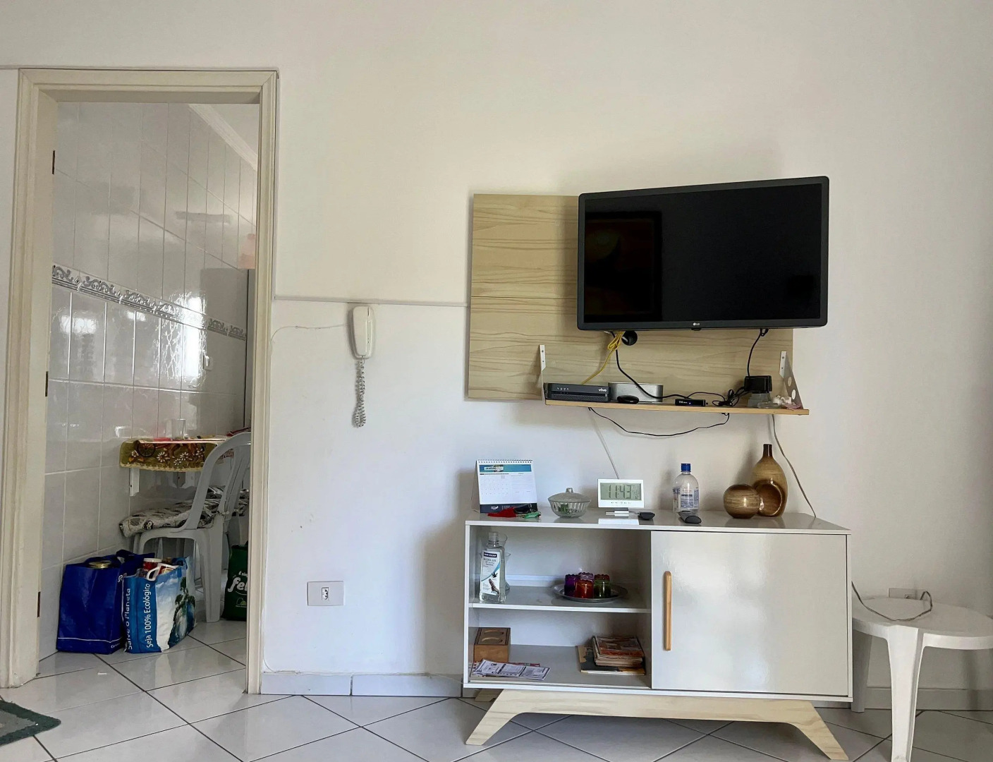 Apto Jóia 2 Dormitórios 200 Metros da Praia