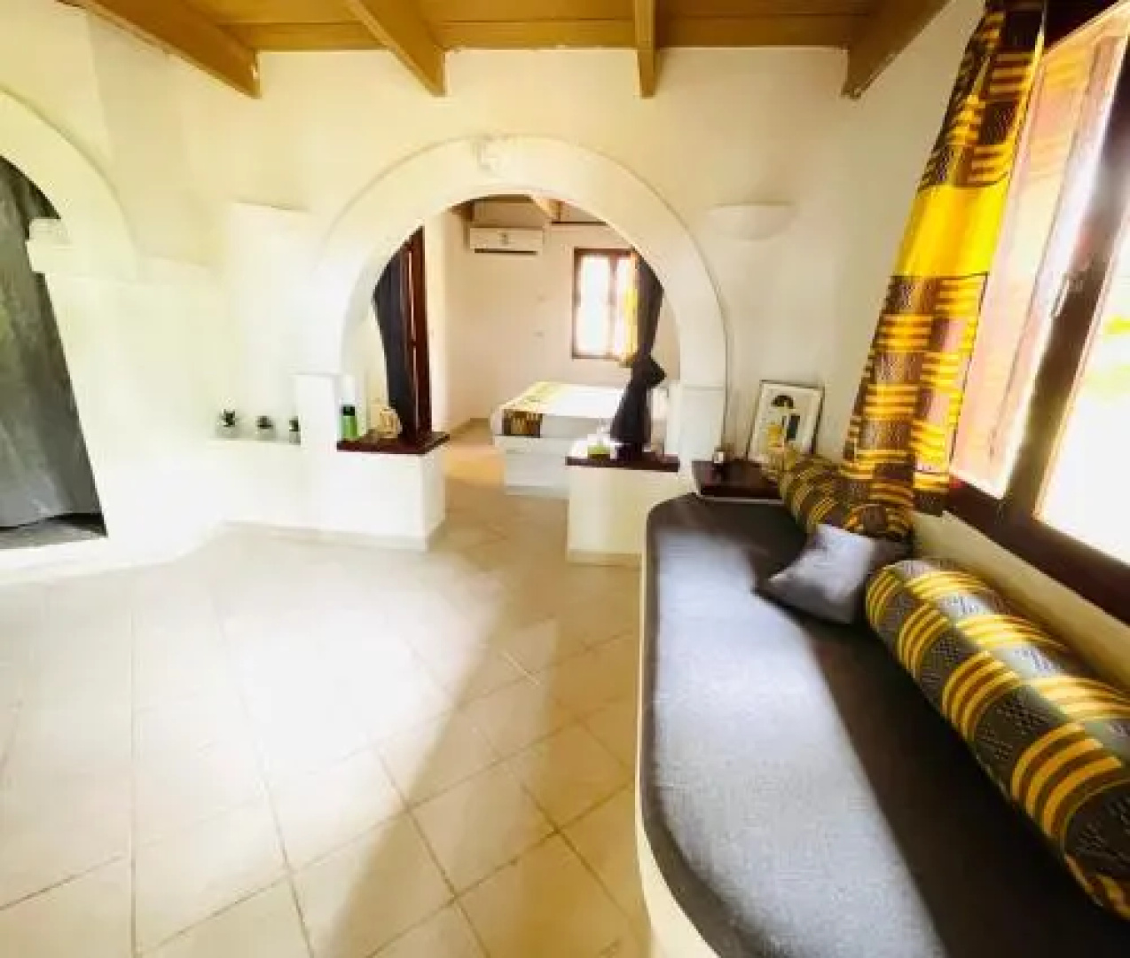 African Queen Lodge