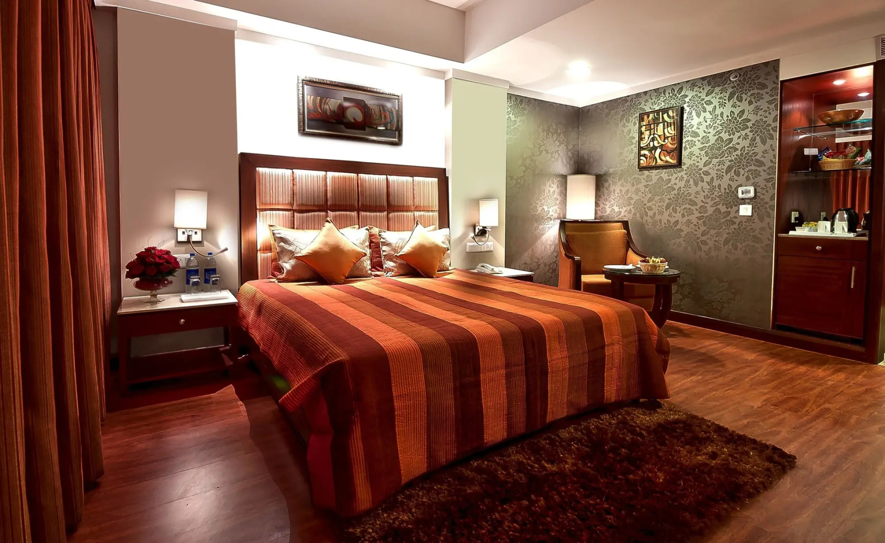 The Golden Plaza Hotel & Spa