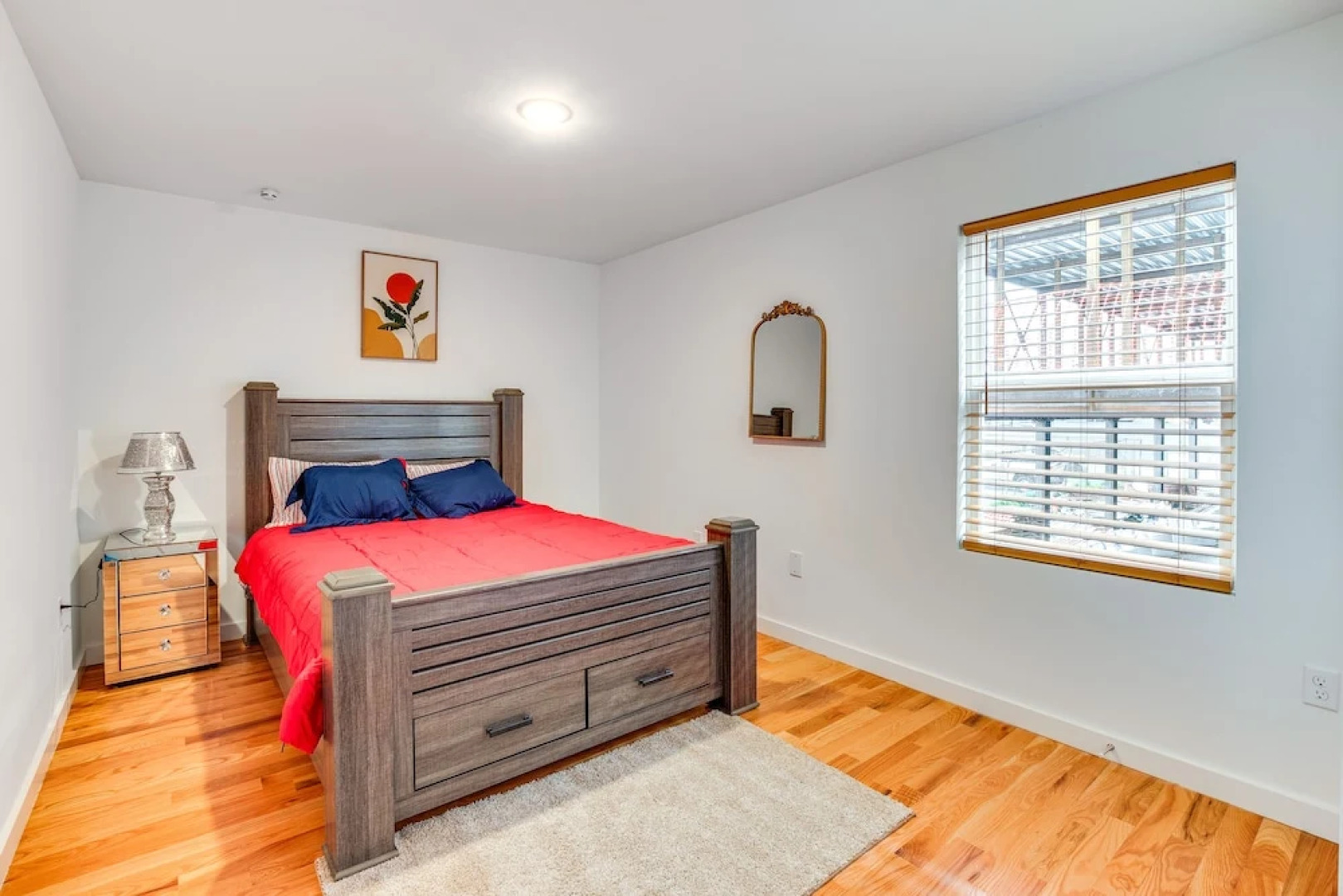 Modern Elizabeth Apartment ~ 1 Mi to Train Station