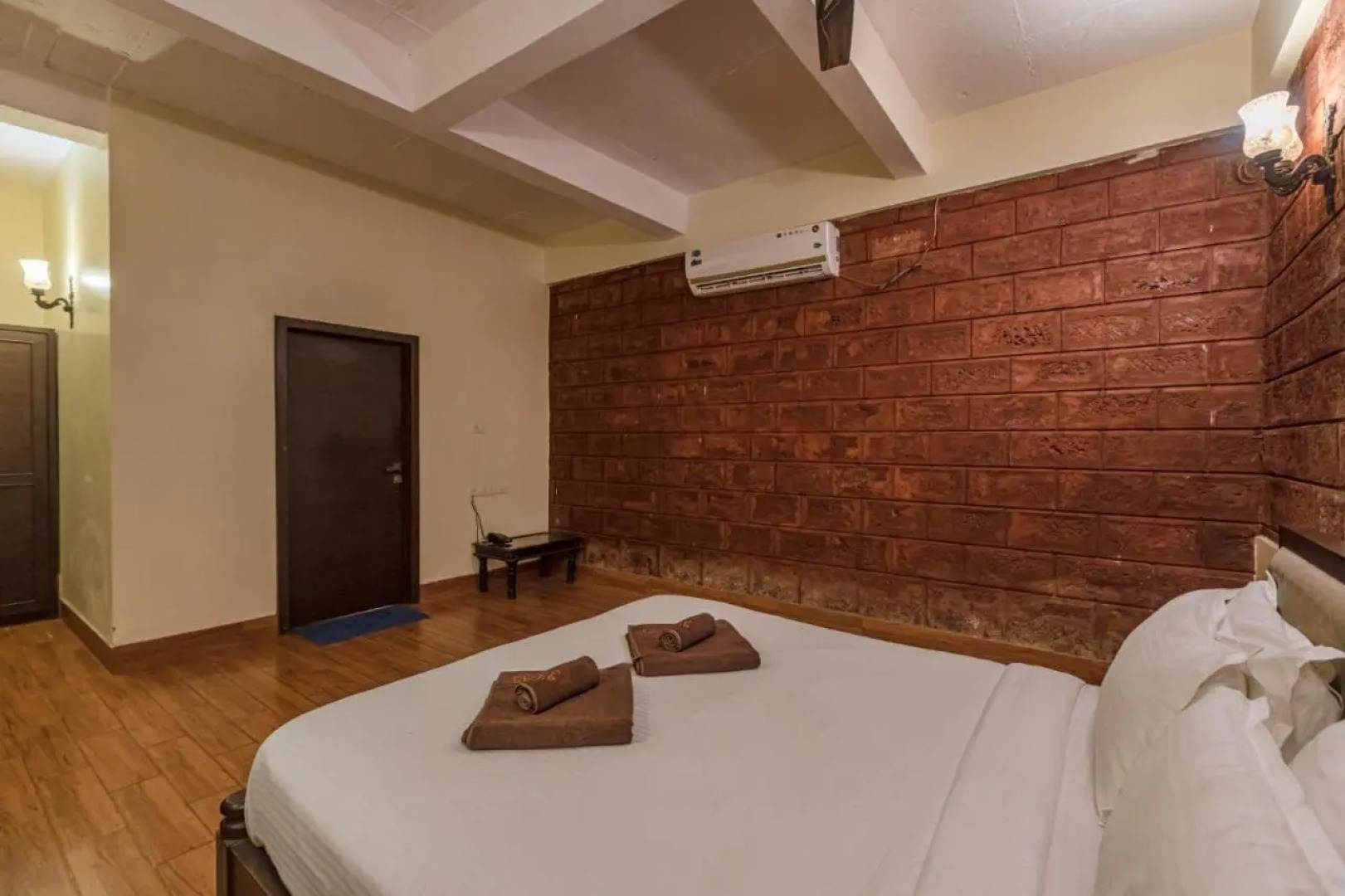 SaffronStays Athaang, Dapoli