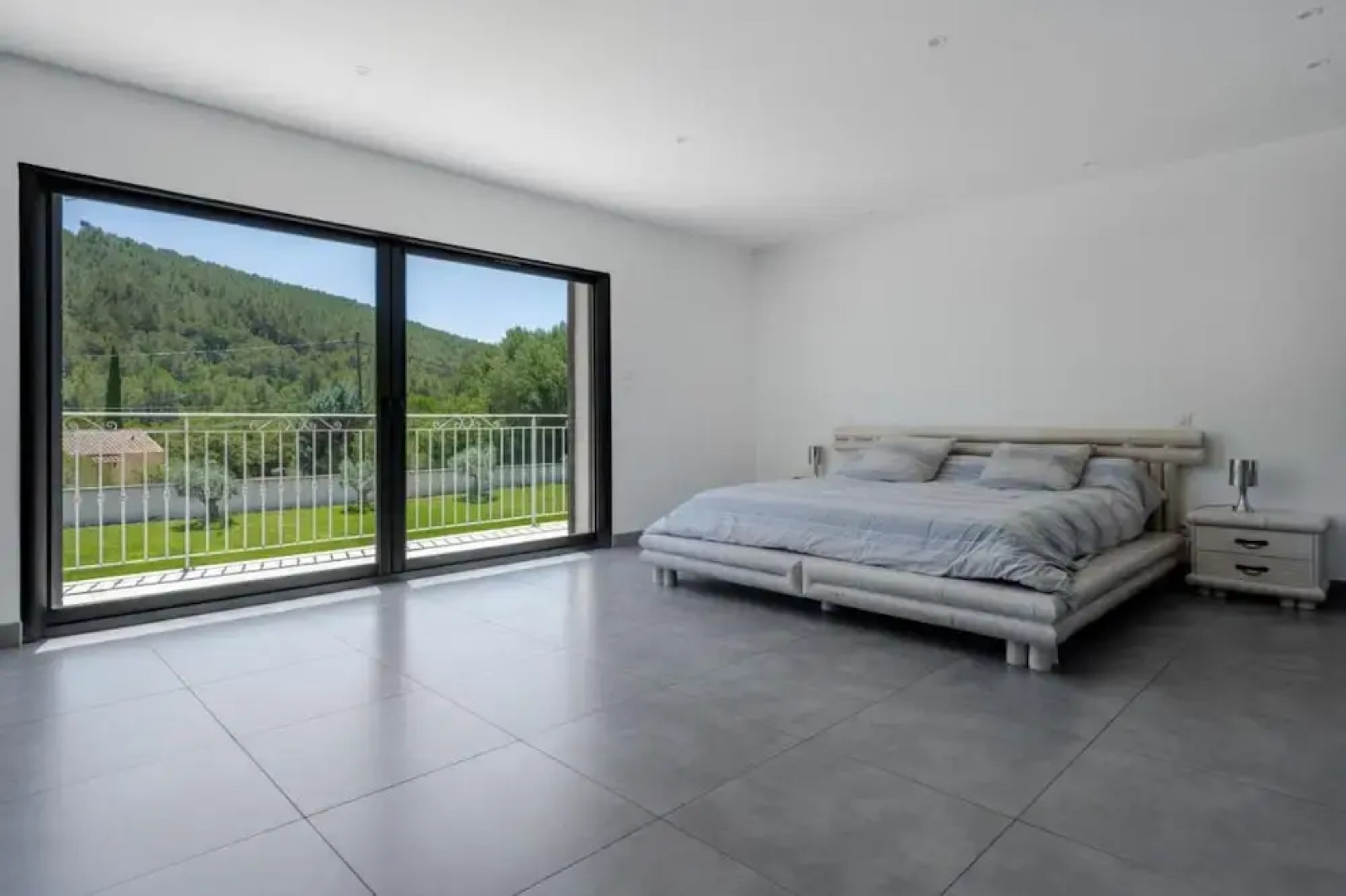 Villa With Heated Swimming Pool spa gym and Cinema