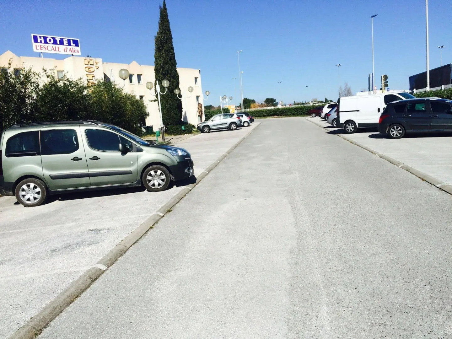 Hôtel L'ESCALE d'Alès