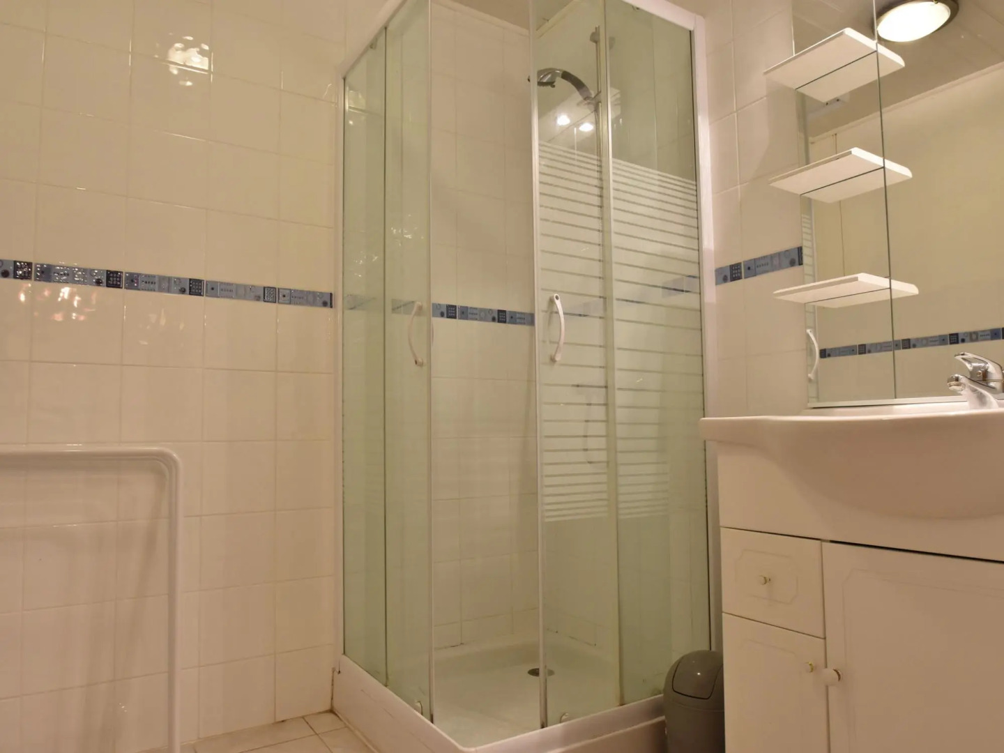 Graceful Home in Berbiguières, Valley of the Castles at 15min