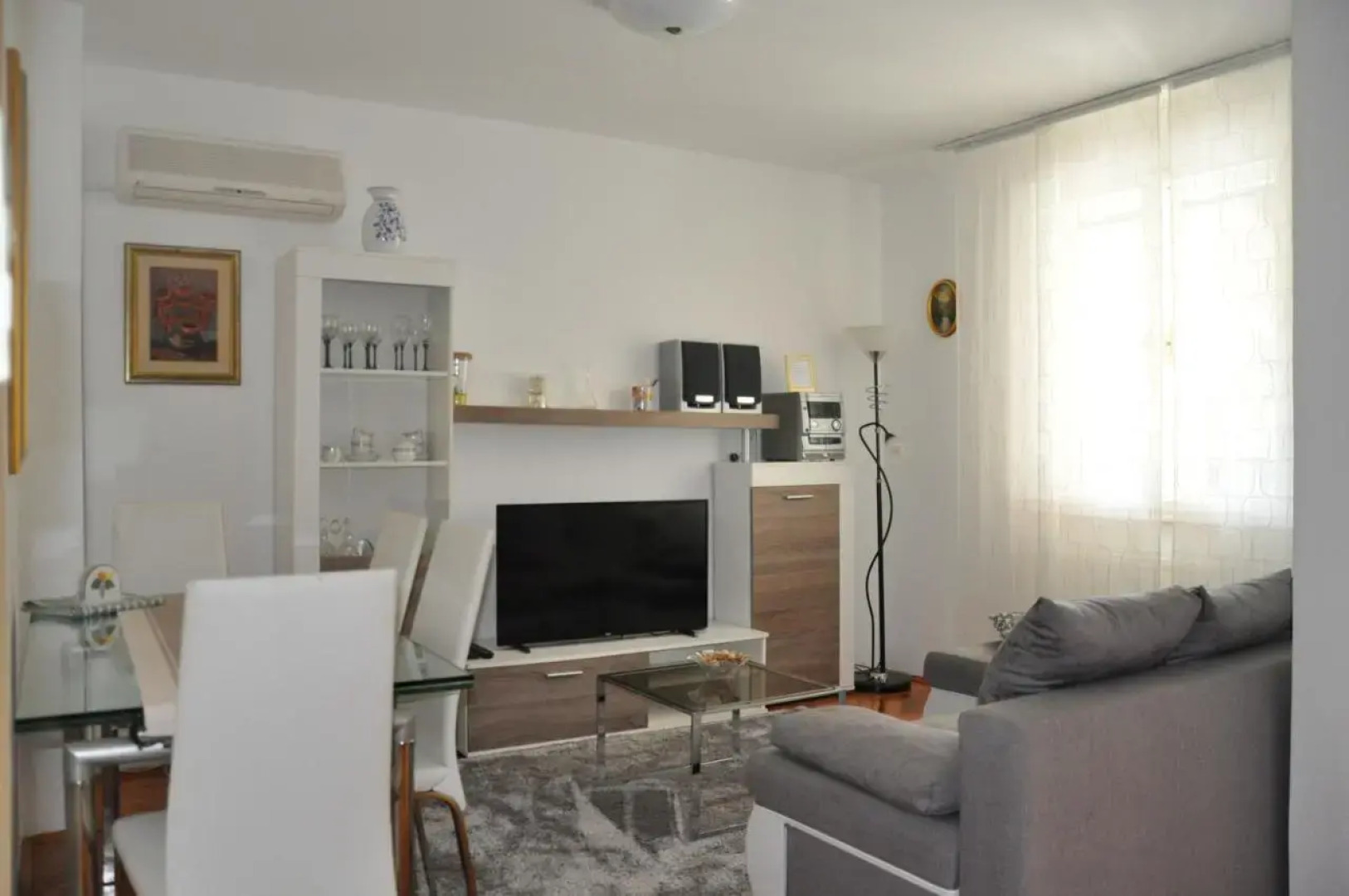 Apartmaji NIKA