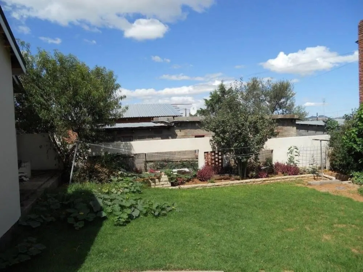 Village Court Guest House