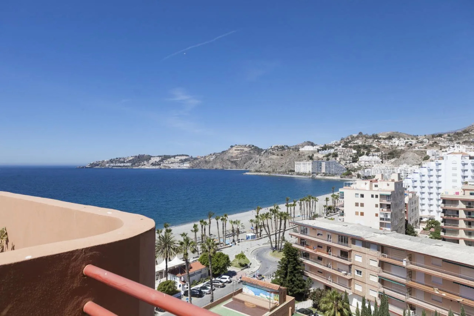 Отель Ibersol Almuñecar Beach & Spa