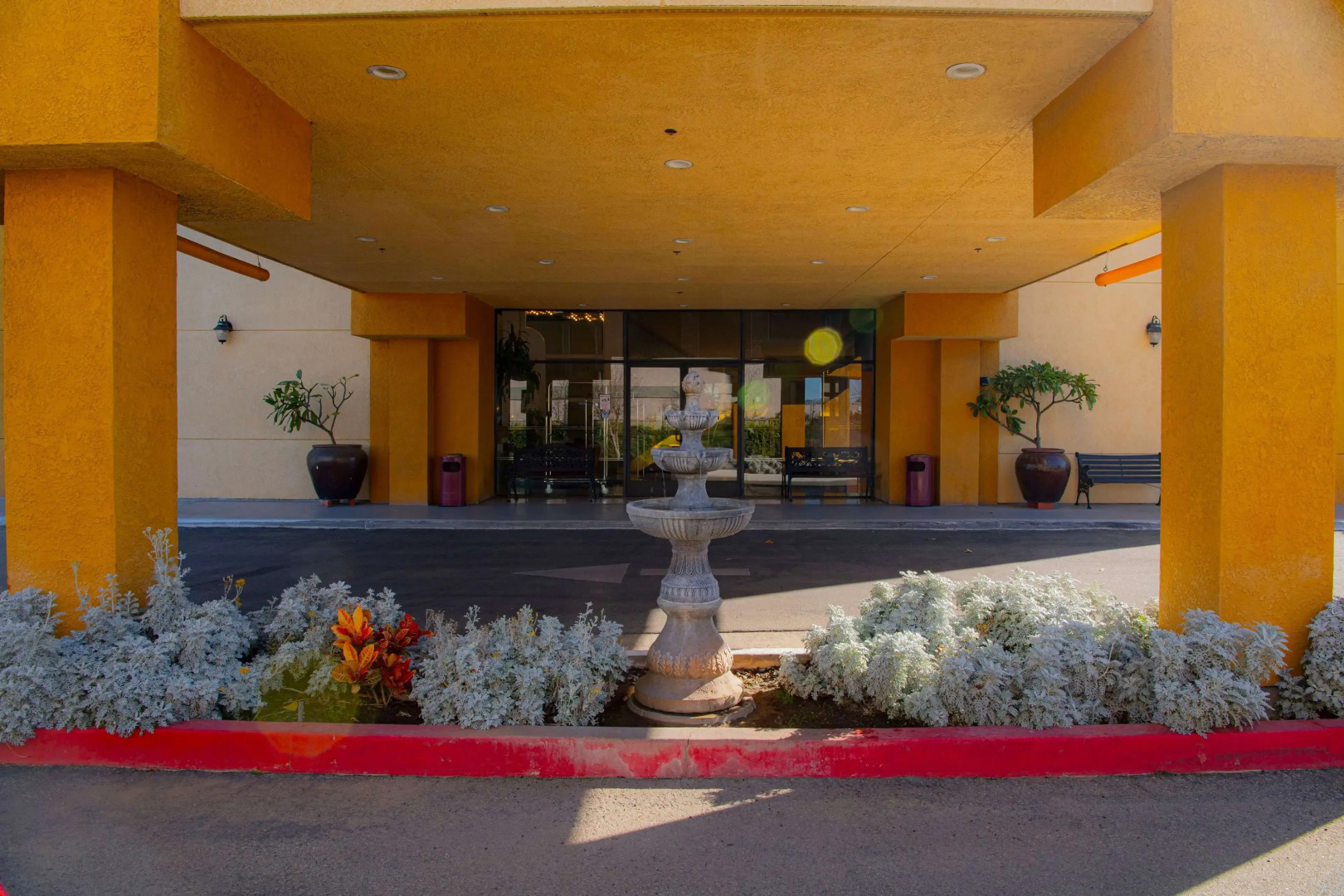 Ramada Plaza by Wyndham Garden Grove/Anaheim South