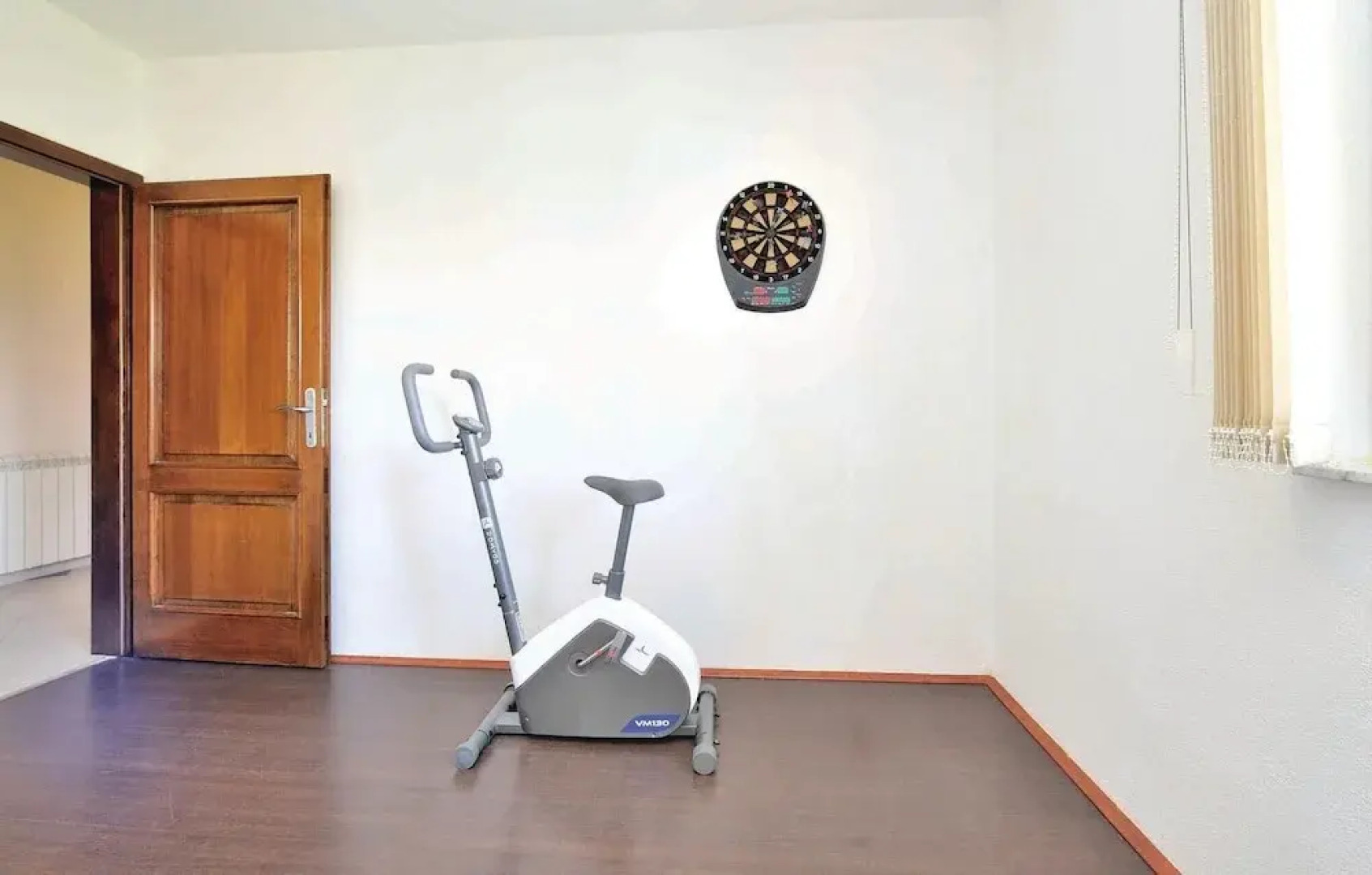 Beautiful Home in Sv Filip i Jakov With Wifi and 4 Bedrooms