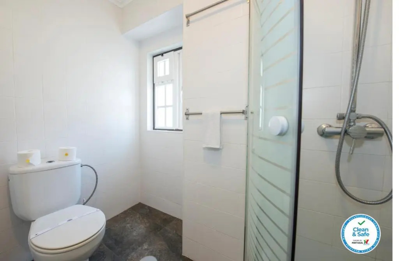 Portugal Here I Come - Alfama