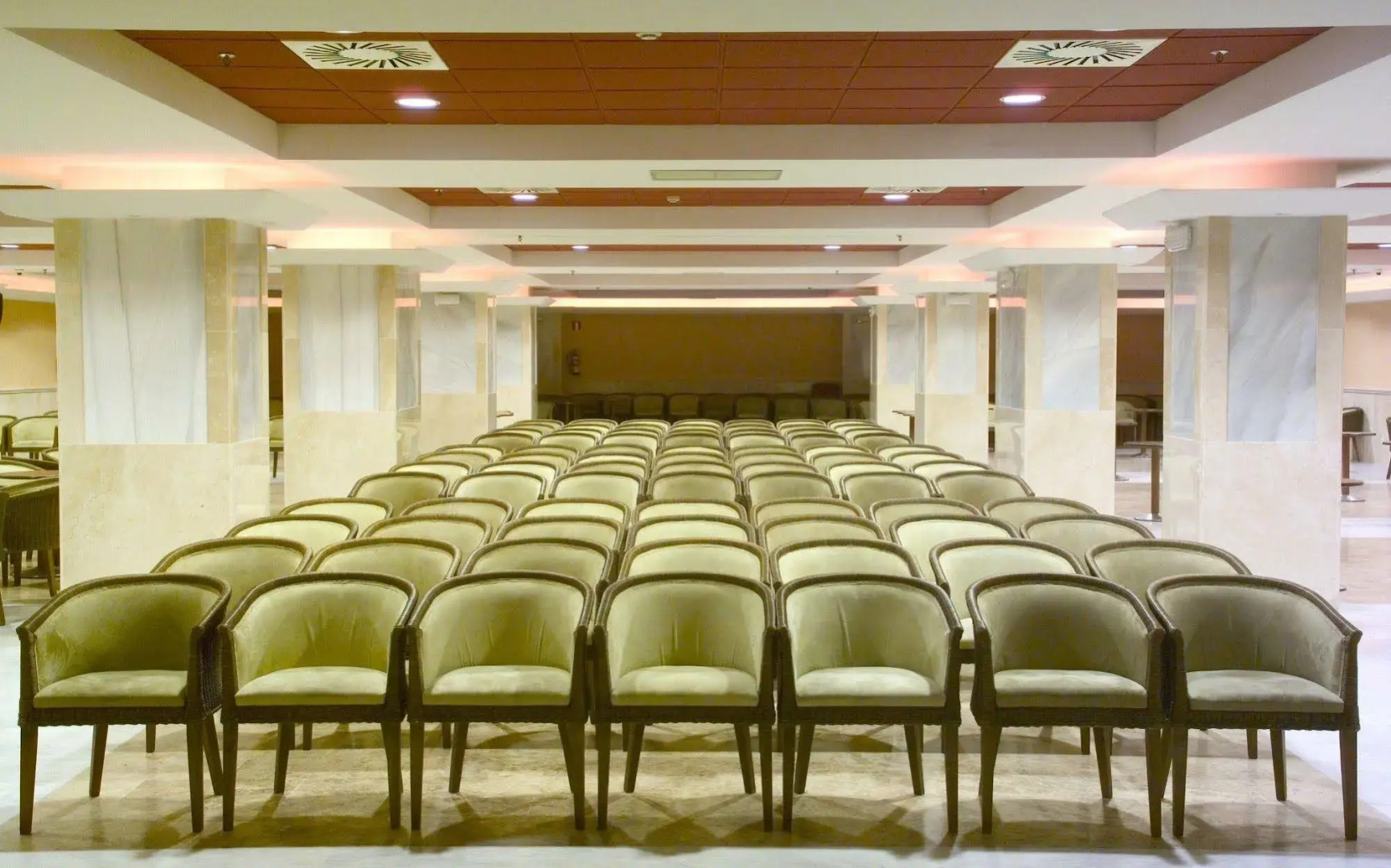 Holiday World Resort