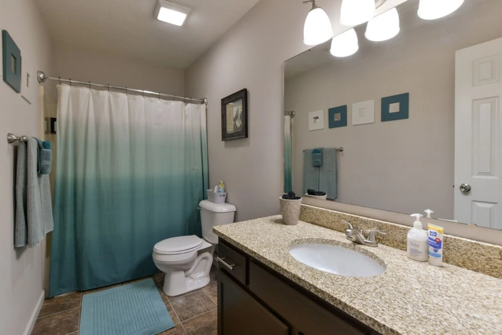 Branson Treehouse Retreat 2 Bedroom Condo