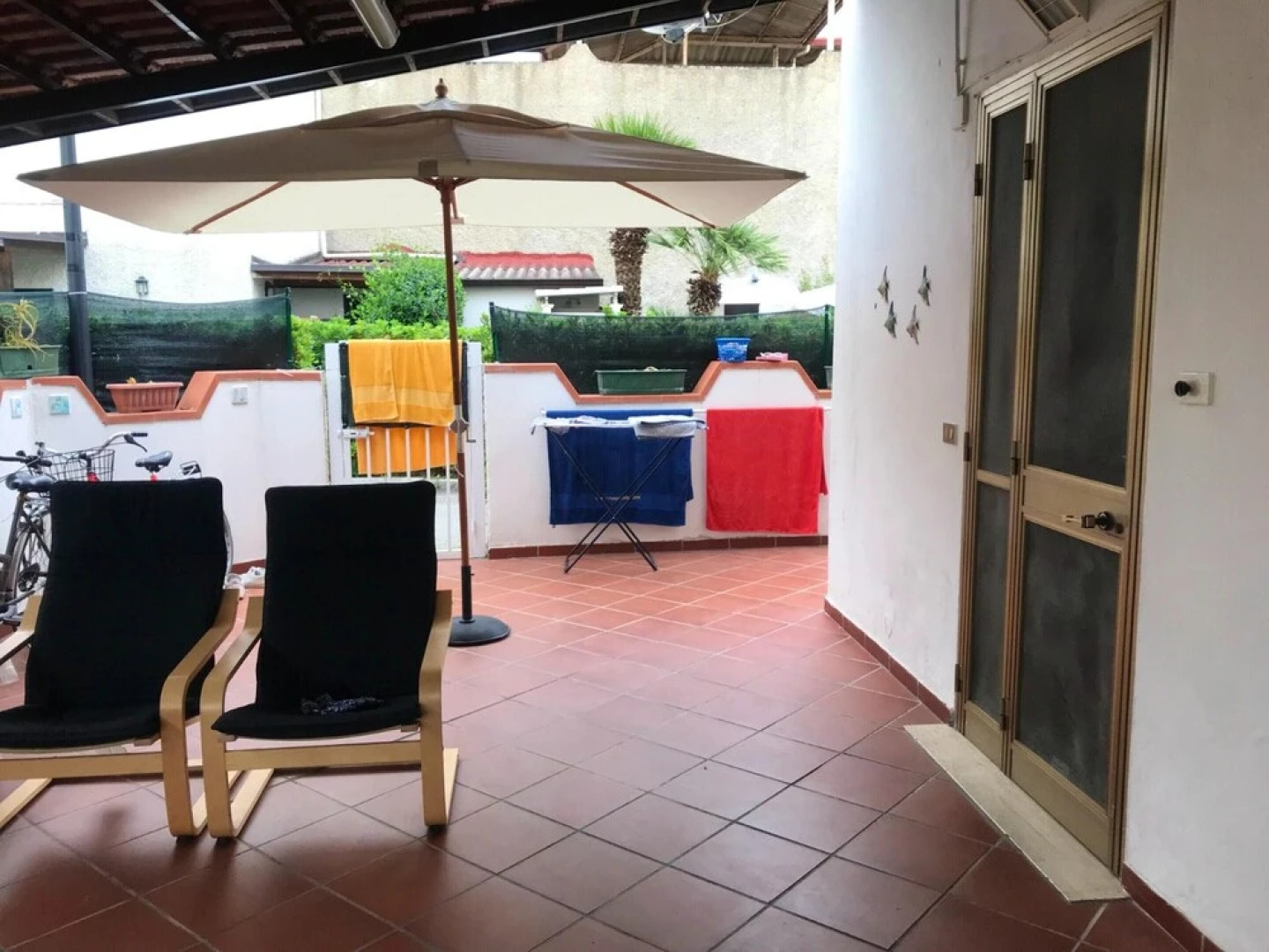 House With 2 Bedrooms in Villaggio del Golfo, With Wonderful sea View and Enclosed Garden - 100 m From the Beach