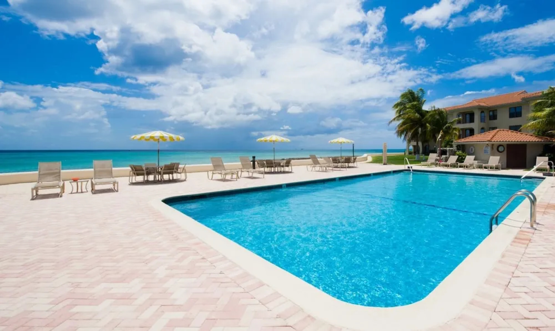 George Town Villas by Cayman Villas