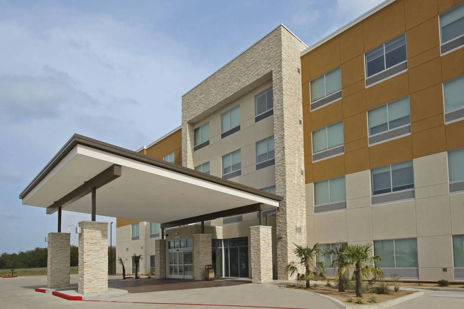 Holiday Inn Express & Suites Brookshire - Katy Freeway by IHG