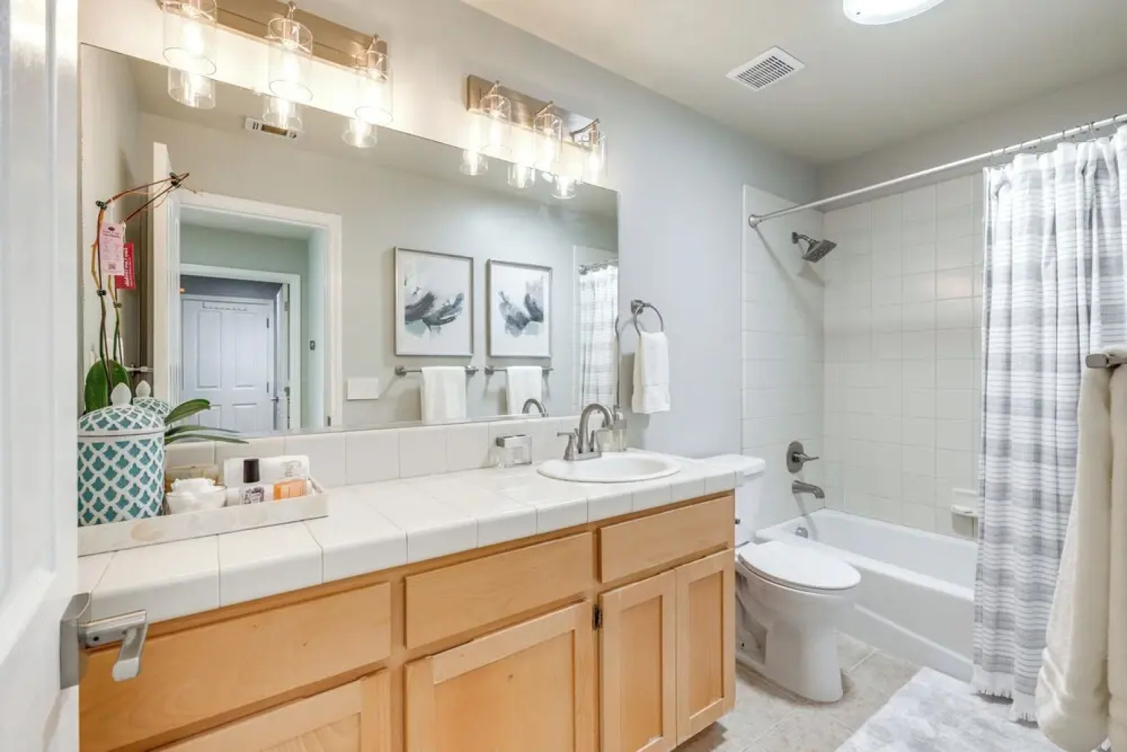 Atascadero Home: Hot Tub, Backyard Oasis