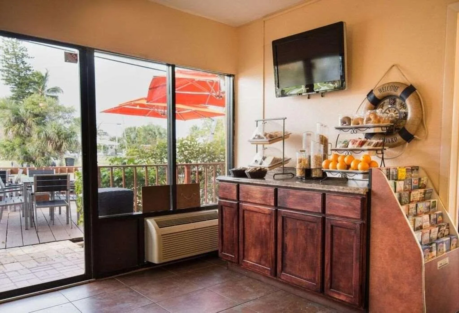 The Royal Inn Beach Hotel Hutchinson Island