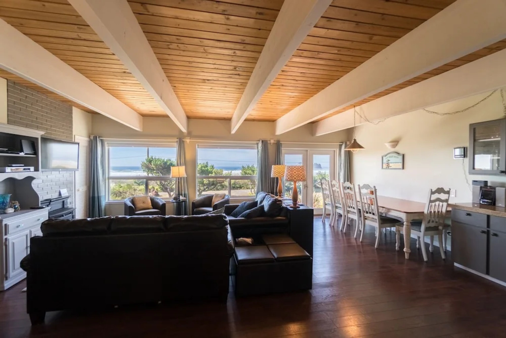 The Strand at Twin Rocks