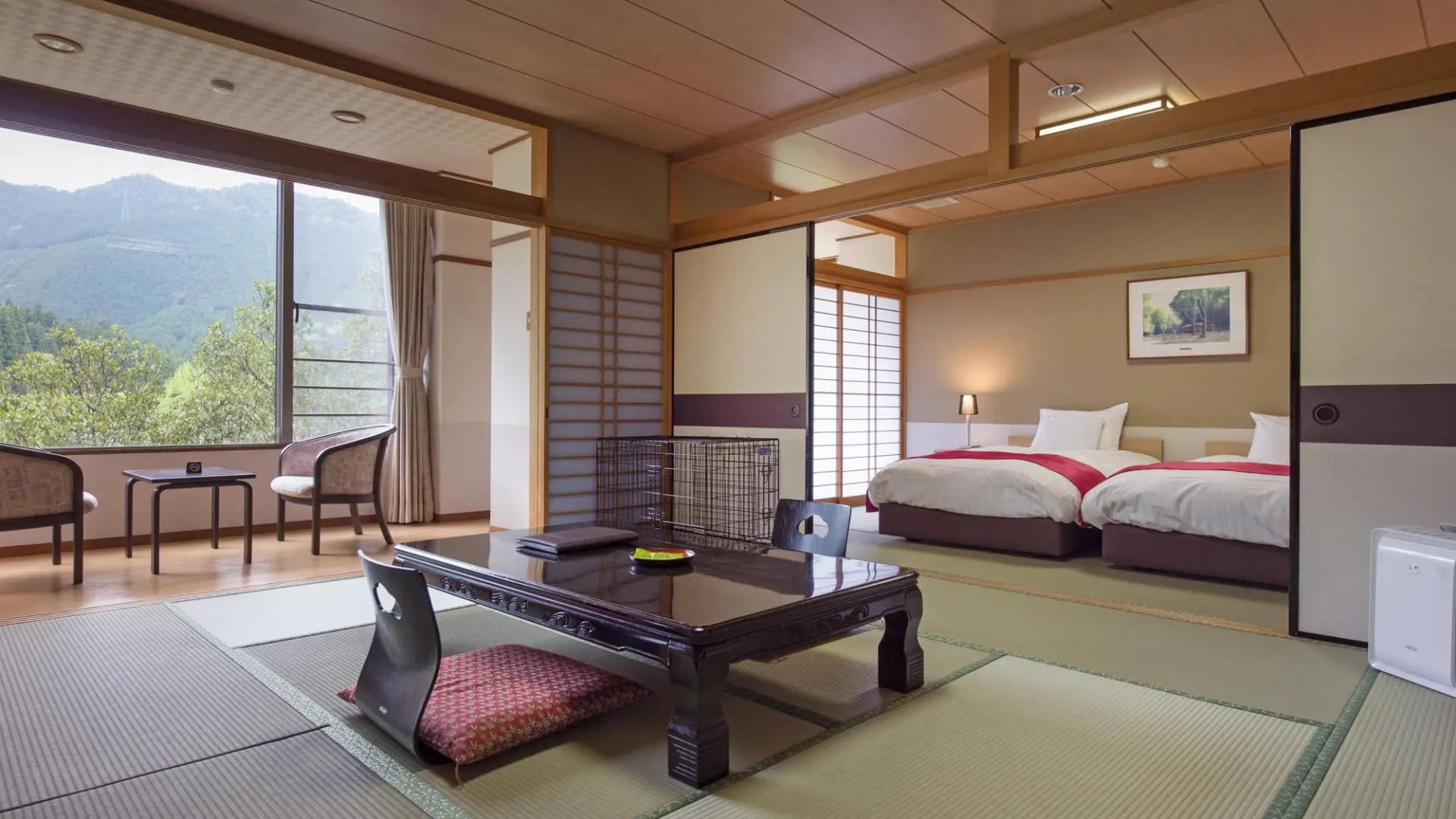 Matsusaka Wanwan Paradise Mori No Hotel