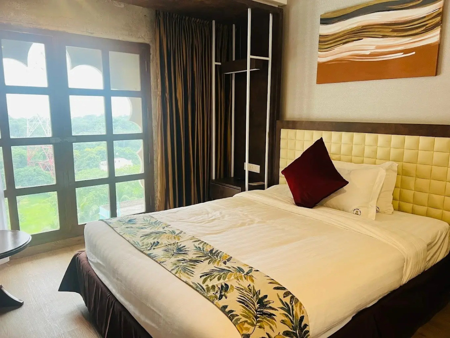 Grand River View Hotel