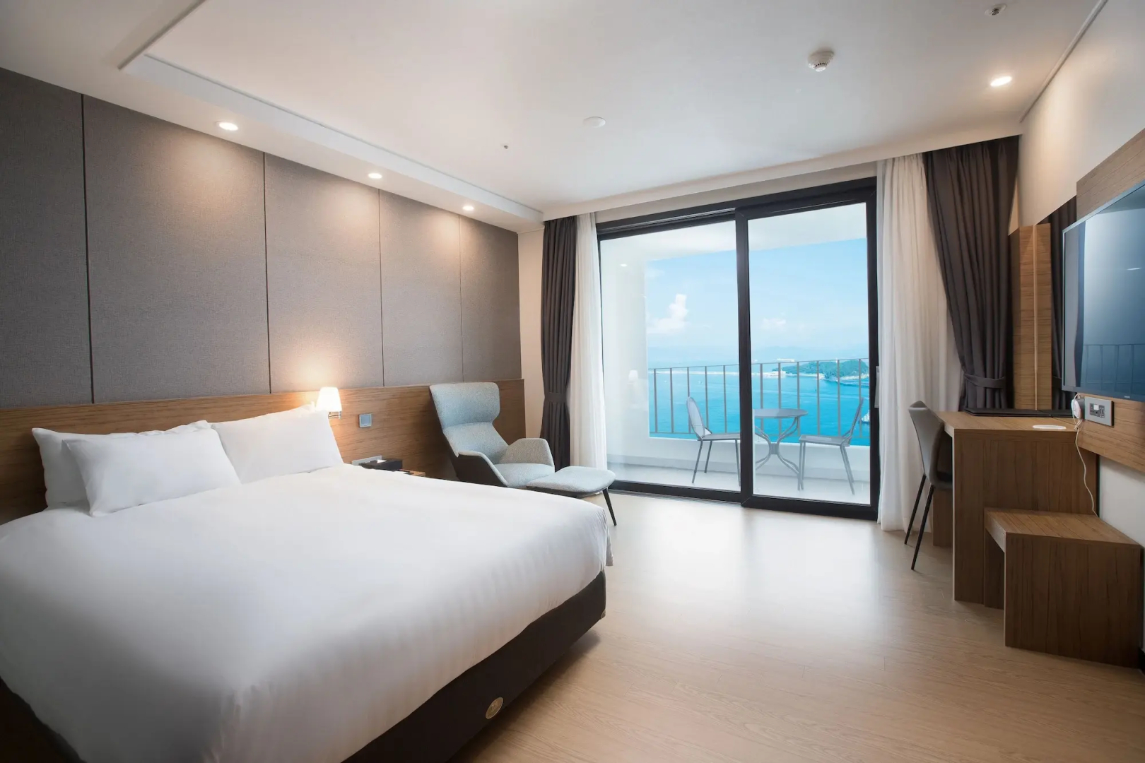 Utop Marina Hotel & Resort