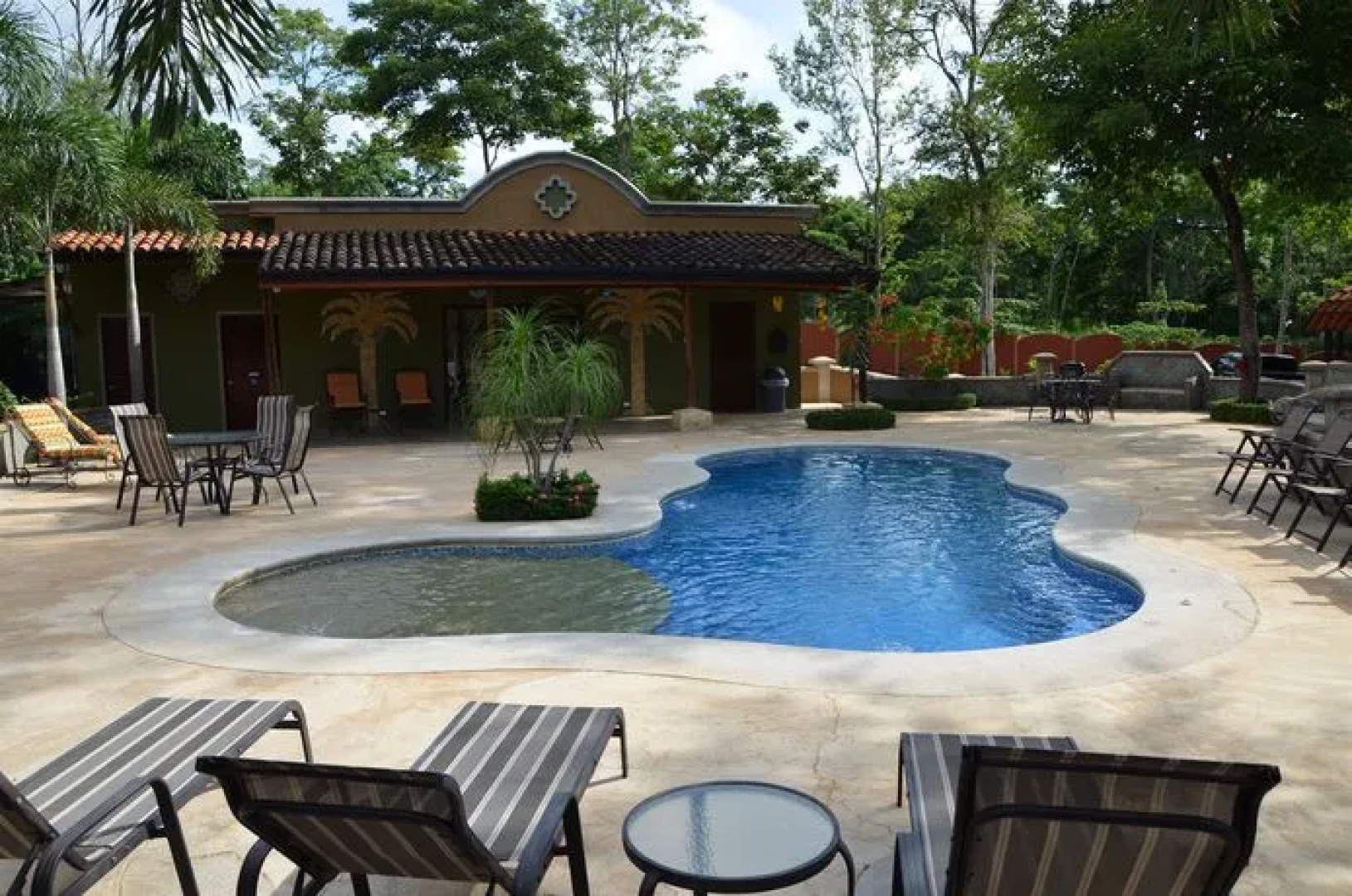 Villa Sikania Park