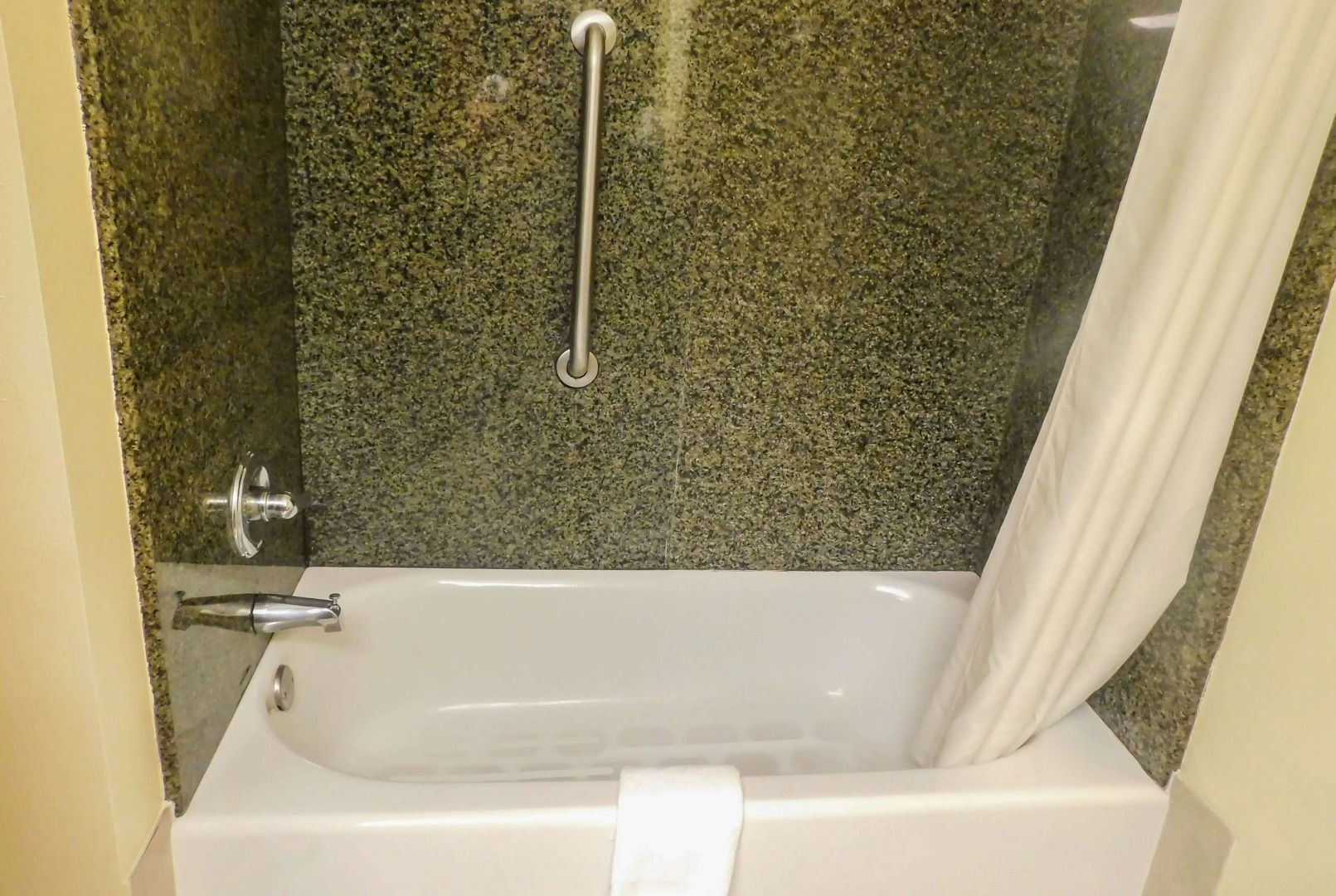 Days Inn & Suites by Wyndham Pocahontas