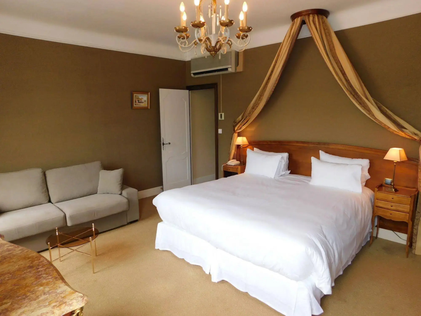 Hôtel Restaurant de la Poste et du Lion d'Or