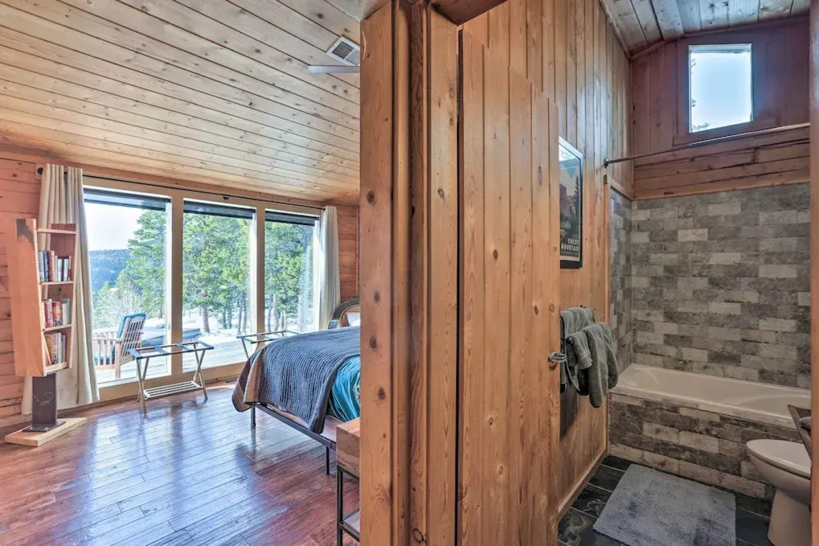 2 Mi to St Marys Glacier: Modern Cabin w/ Hot Tub