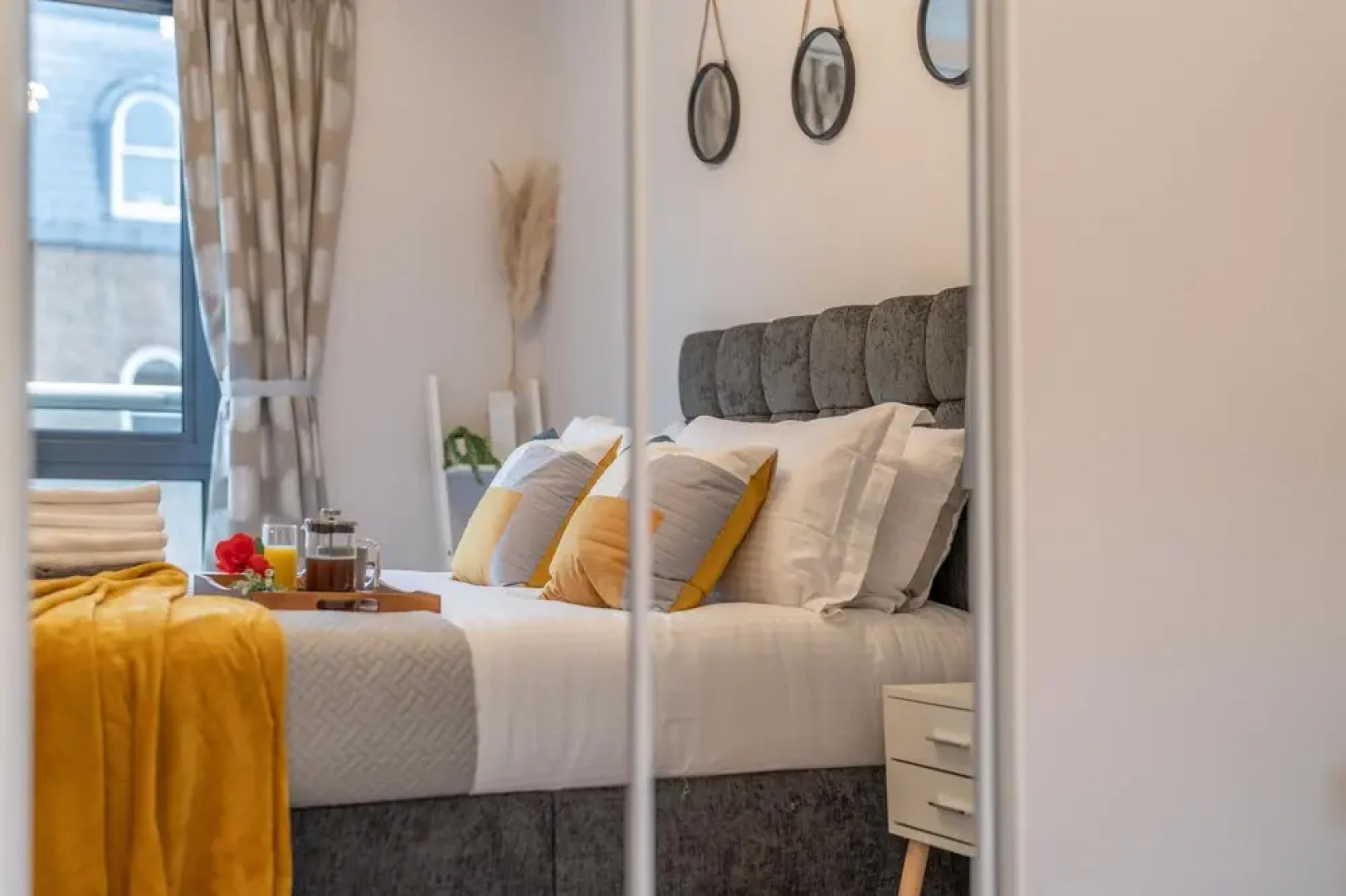 Windsor Luxury Studio Apartment