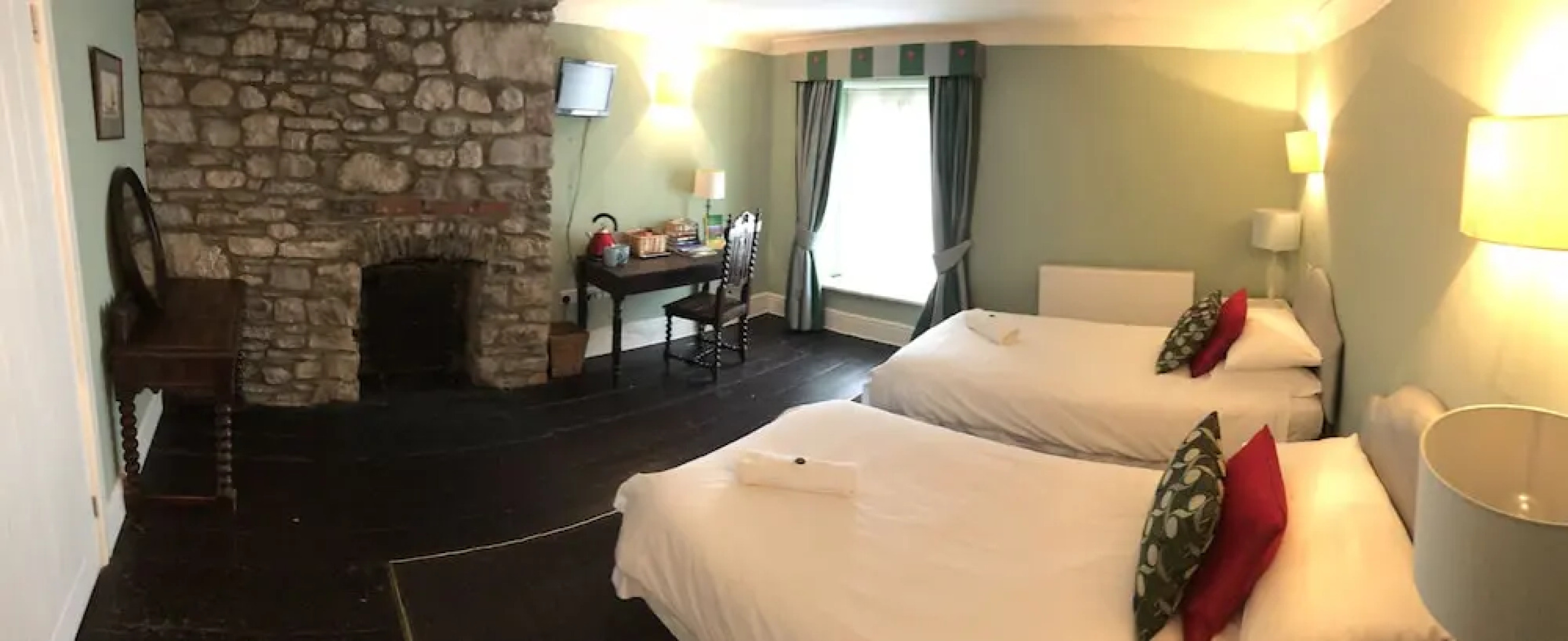 The Goose and Cuckoo