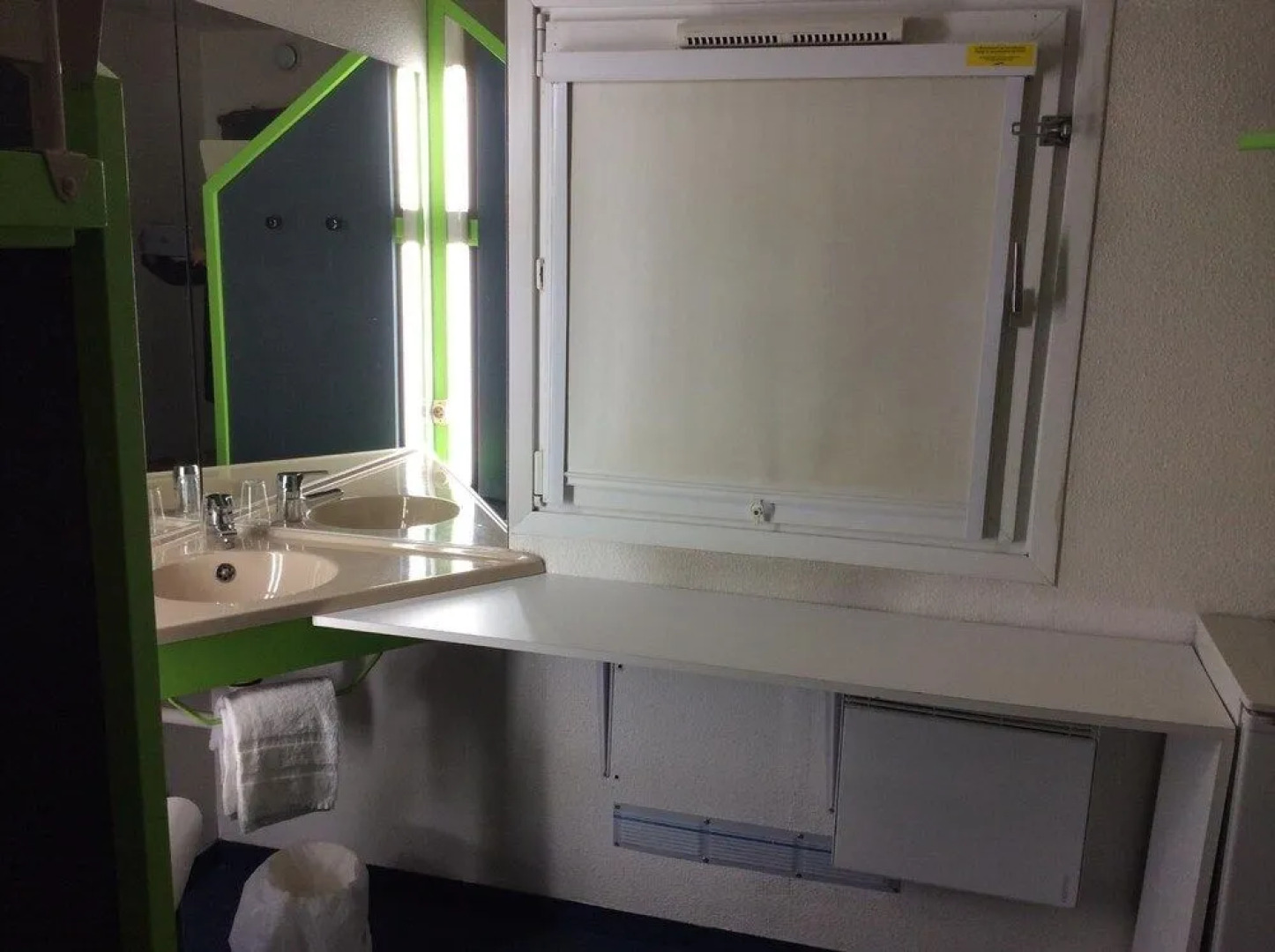 Lemon Hotel Saint Omer