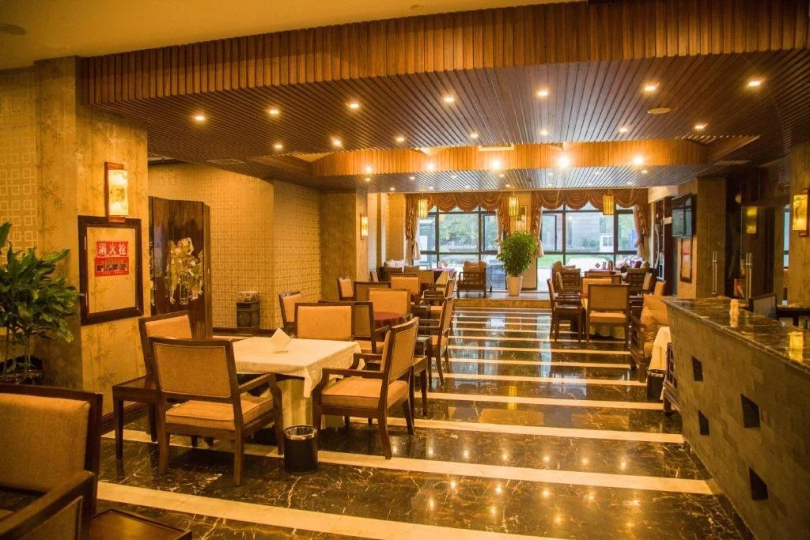 Dujiangyan Shuyin Zhihui hotel