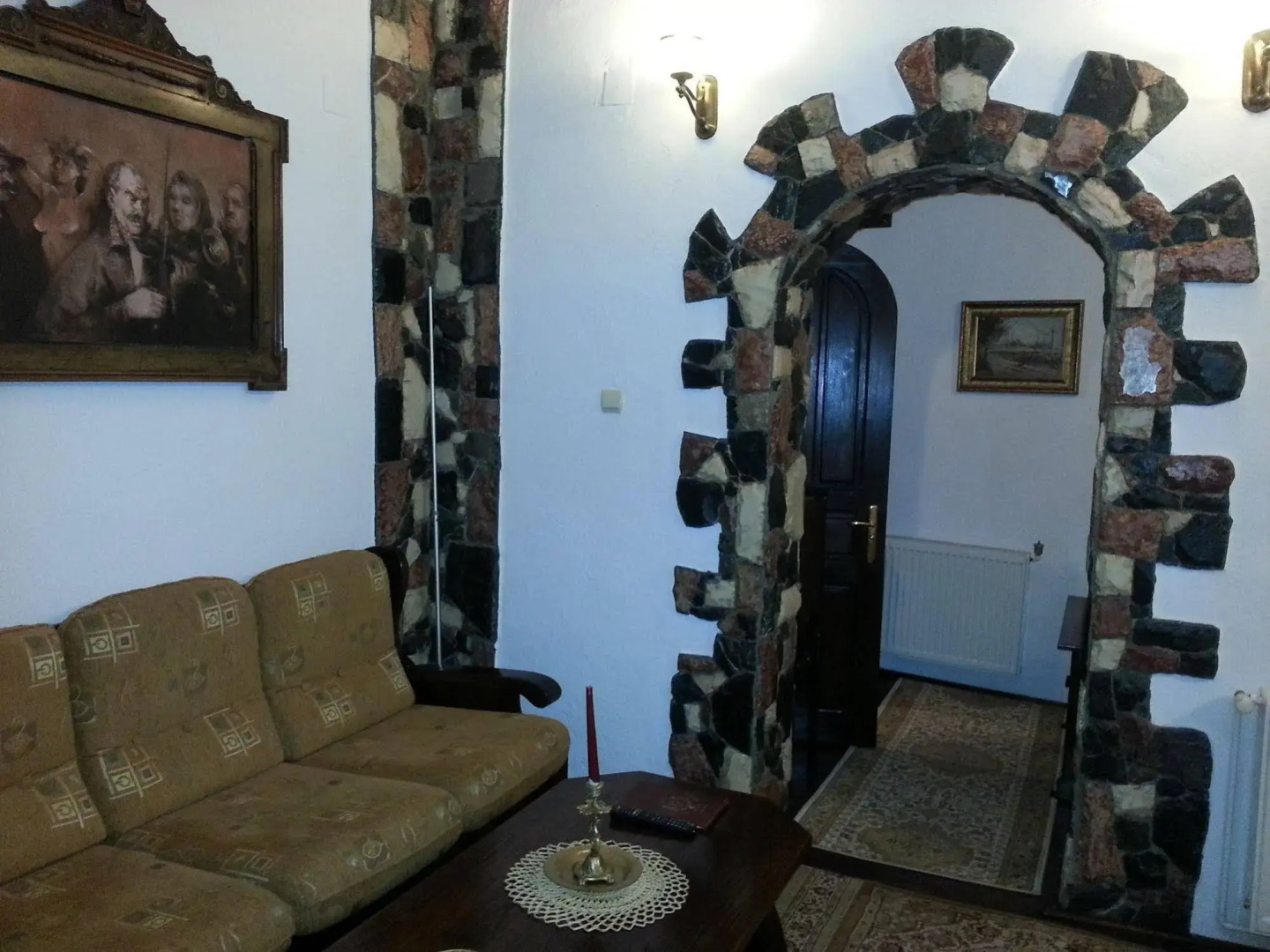 Hunter Prince Castle Hotel