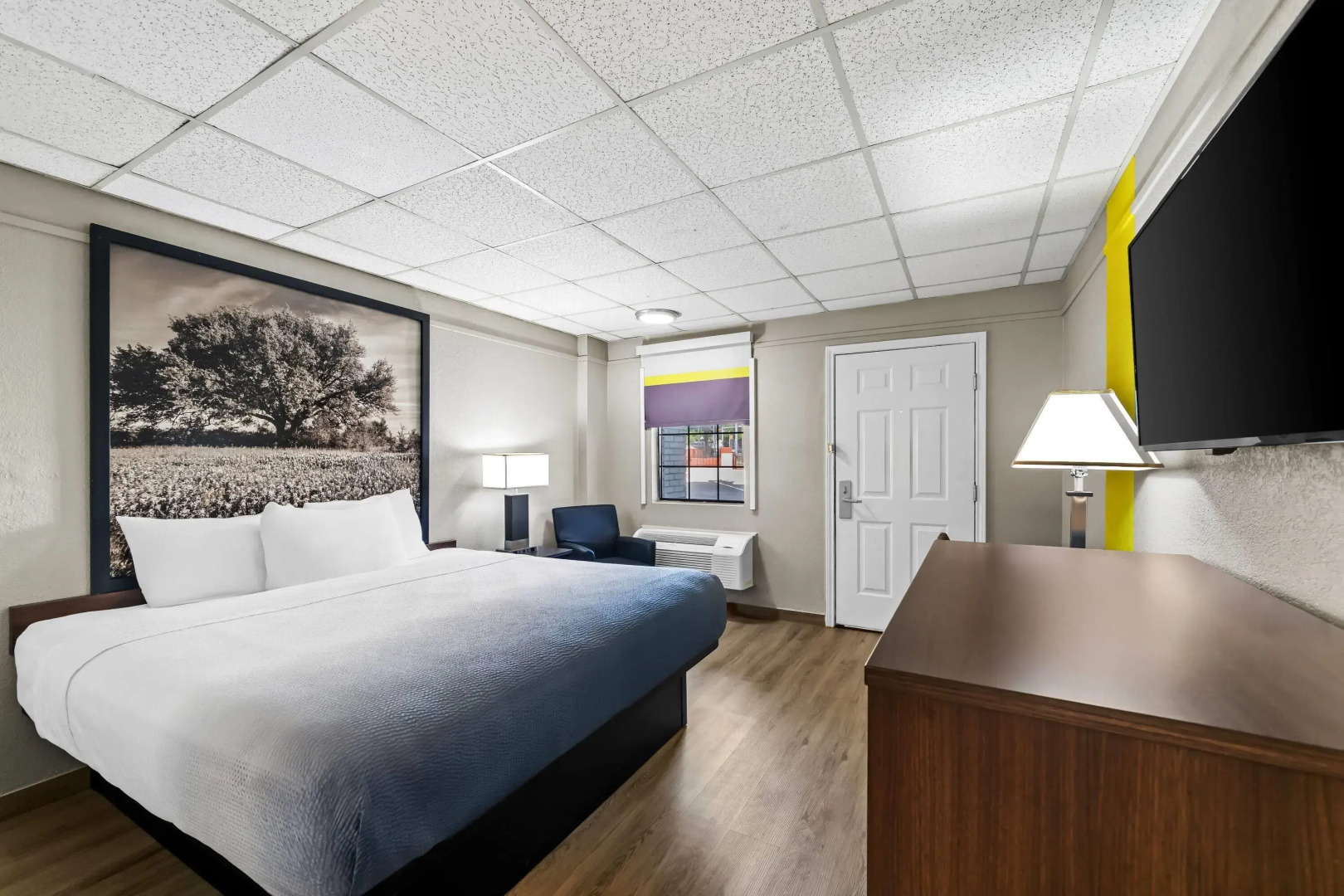 Super 8 by Wyndham Fredericksburg