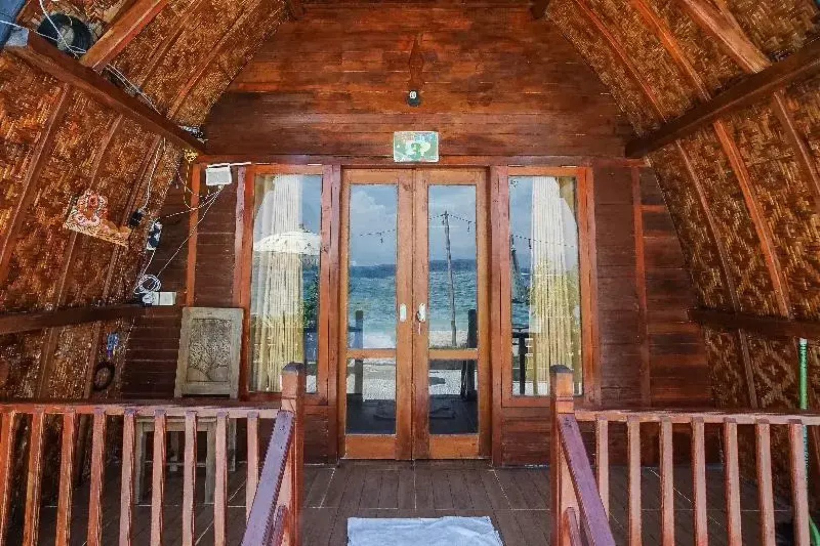 Road Beach Homestay by ZUZU