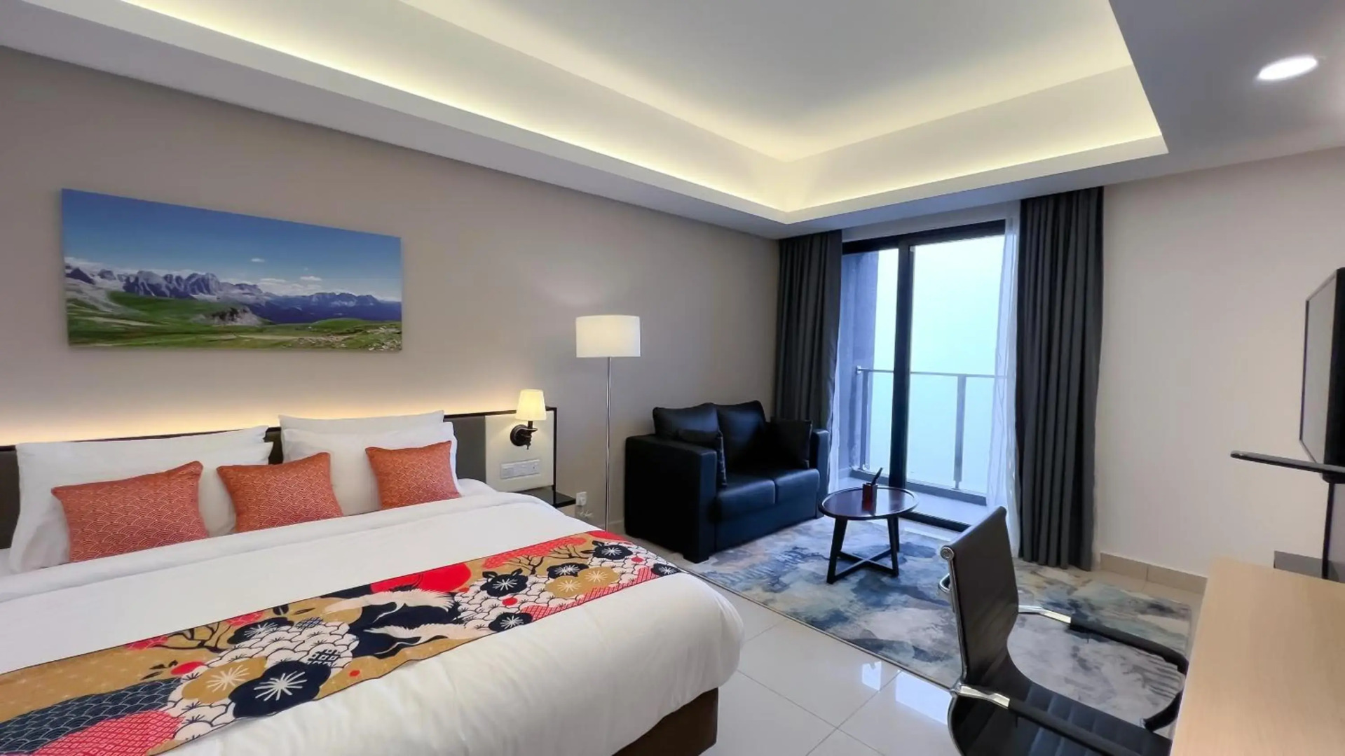 The Yanné, Onsen Hotel