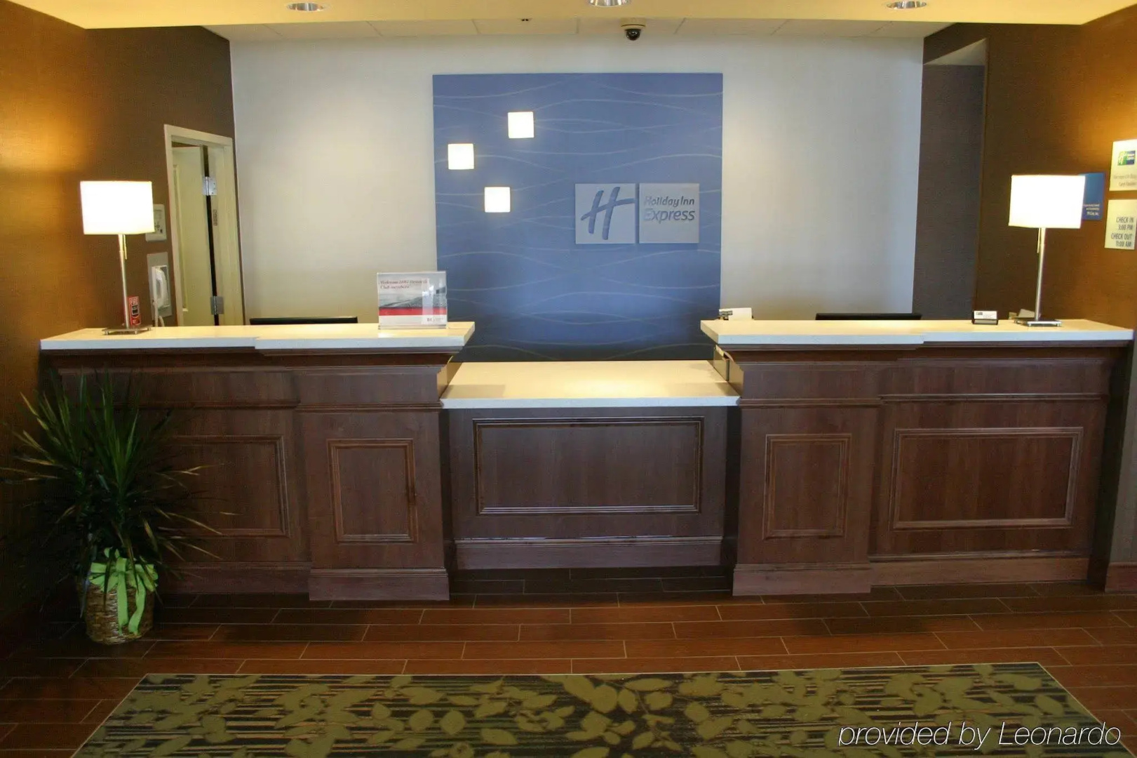 Holiday Inn Express & Suites Willmar by IHG