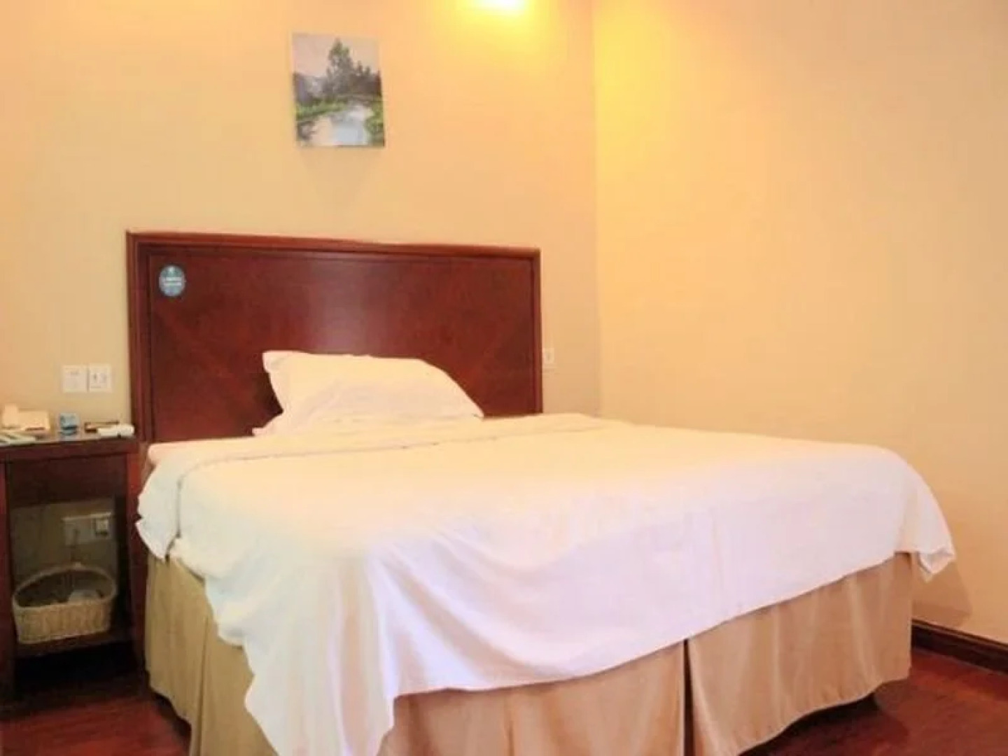 GreenTree Inn Jiangsu Zhenjiang Yidu Building Materials City Express Hotel