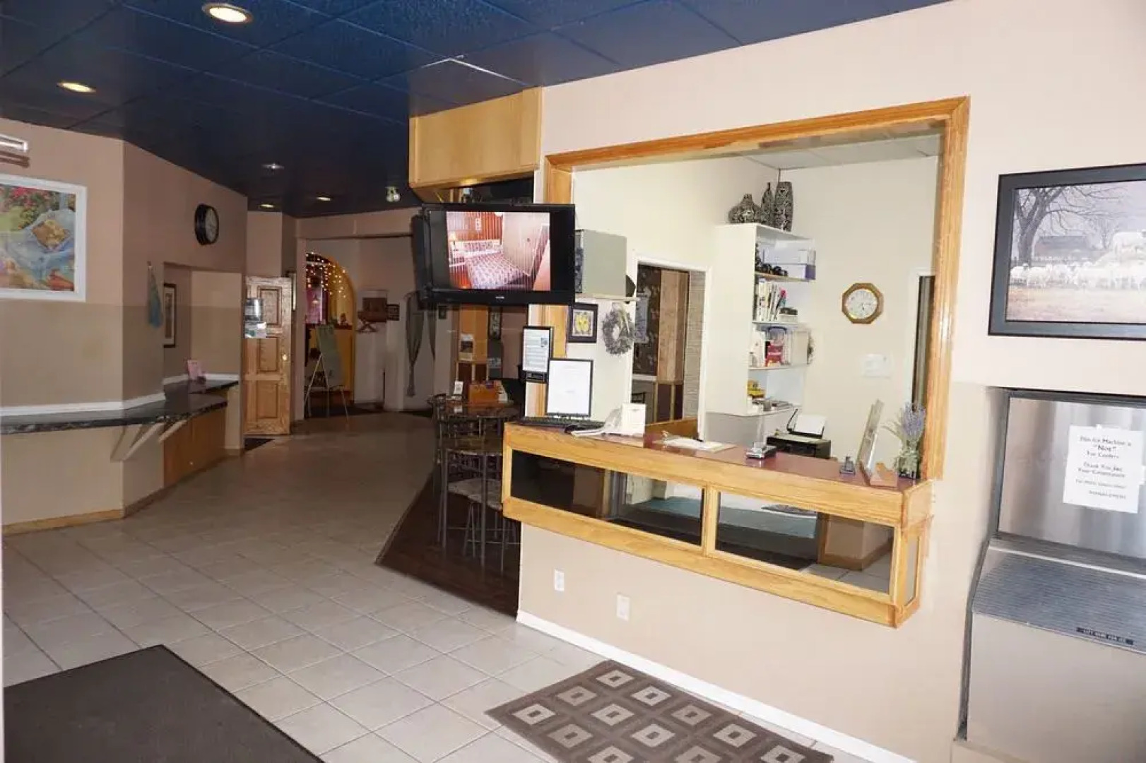 Magnuson Hotel Creston