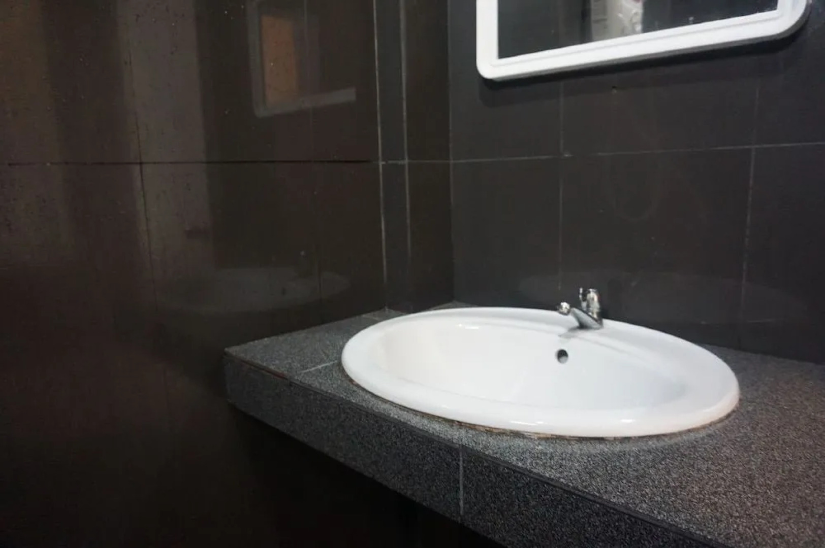 Wetsawat Place Hotel