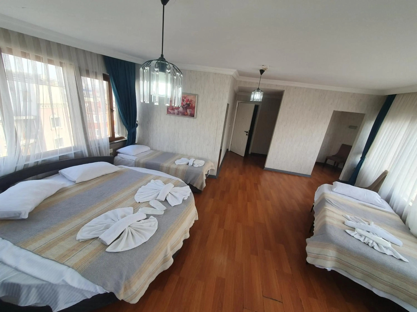 Omega Luxx Hotel - Boutique class